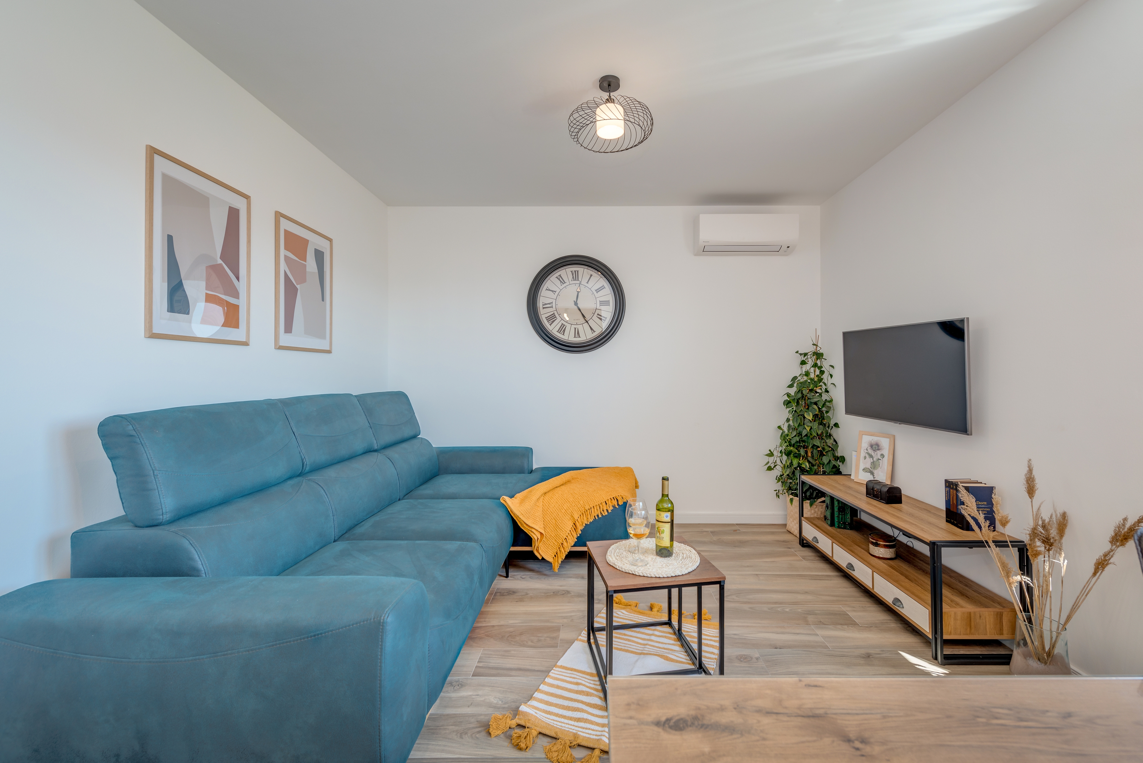 Two bedroom apartment with terrace and sea view Trogir  A-a