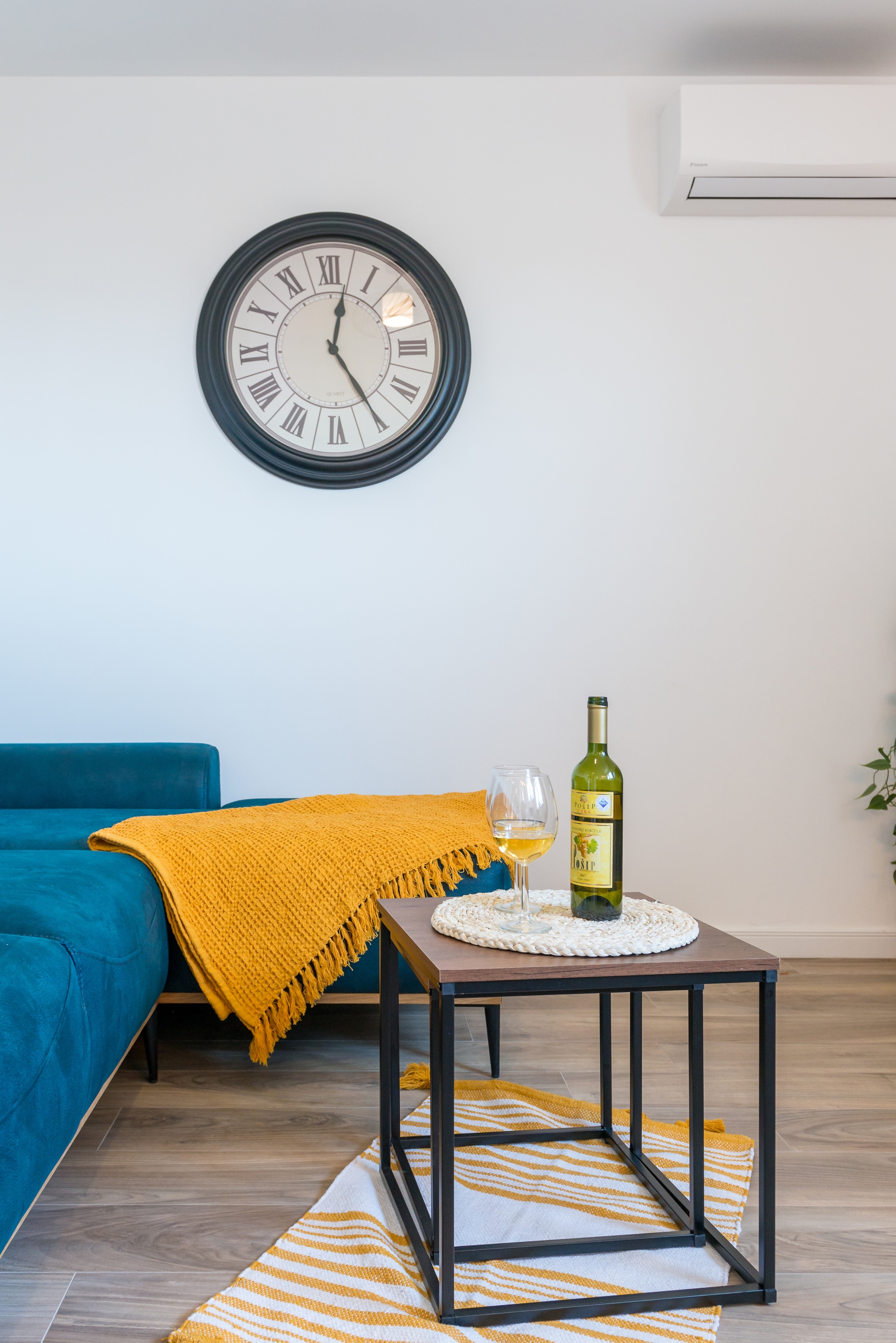 Two bedroom apartment with terrace and sea view Trogir  A-a