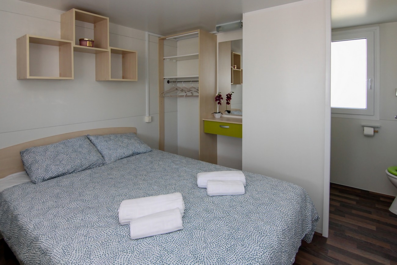 Two bedroom apartment with terrace Pakoštane, Biograd  A-a