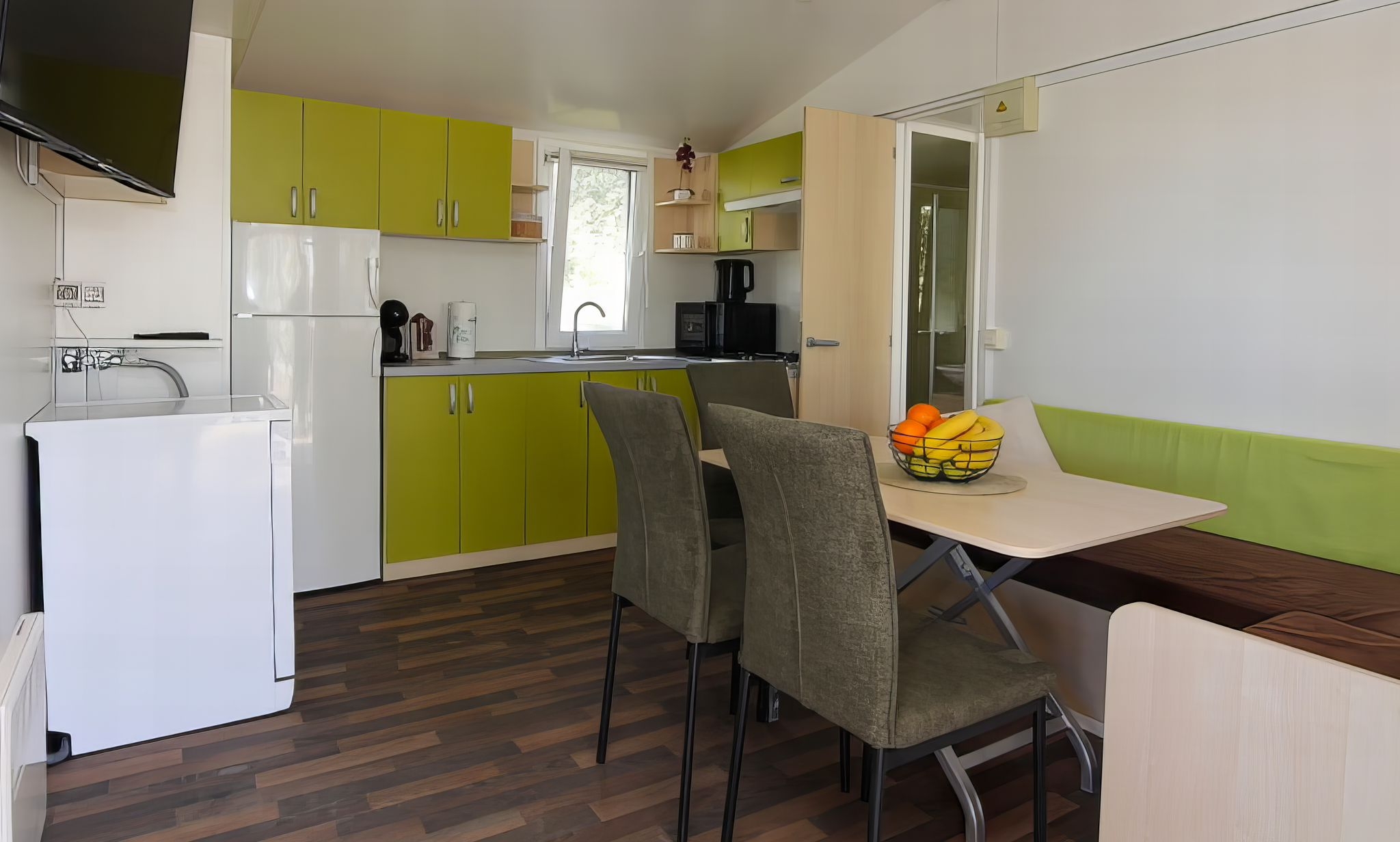Two bedroom apartment with terrace Pakoštane, Biograd  A-a