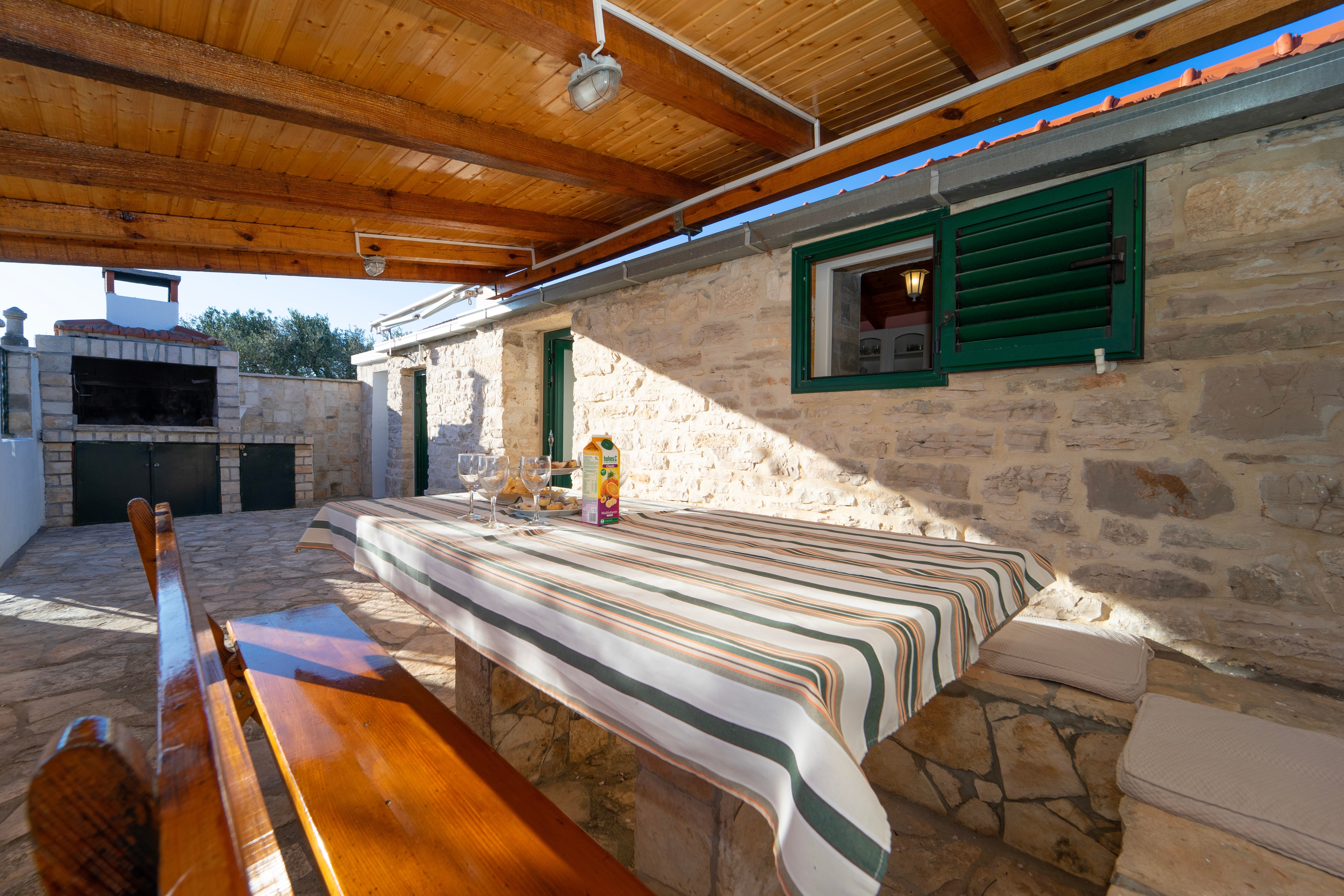 Two bedroom house with terrace Cove Pelegrin, Korčula  K