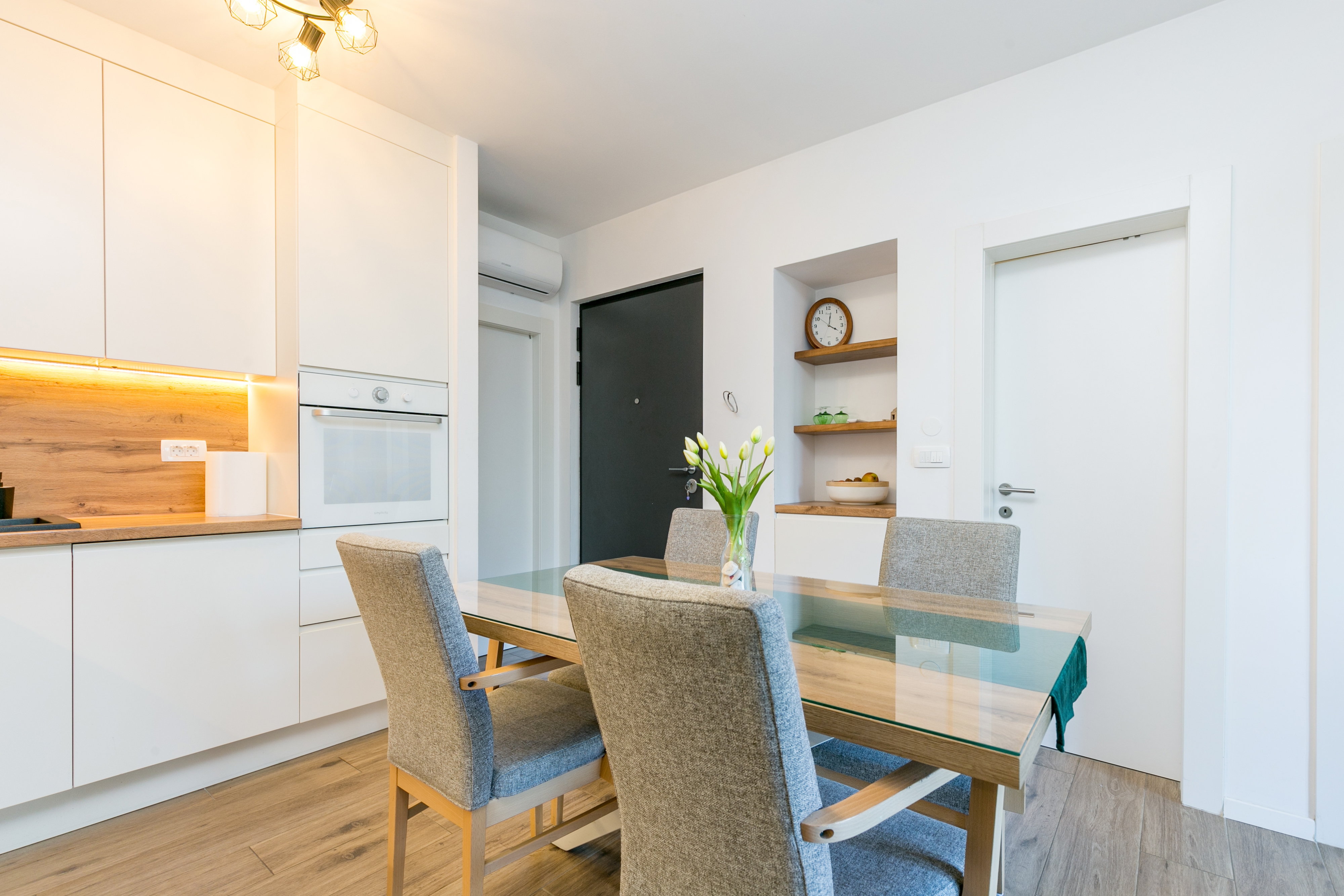One bedroom apartment with terrace Kaštel Sućurac, Kaštela  A-a