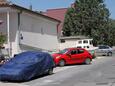 Dramalj, Crikvenica, Parking 2387 - Appartement à proximité de la mer avec une plage de galets.