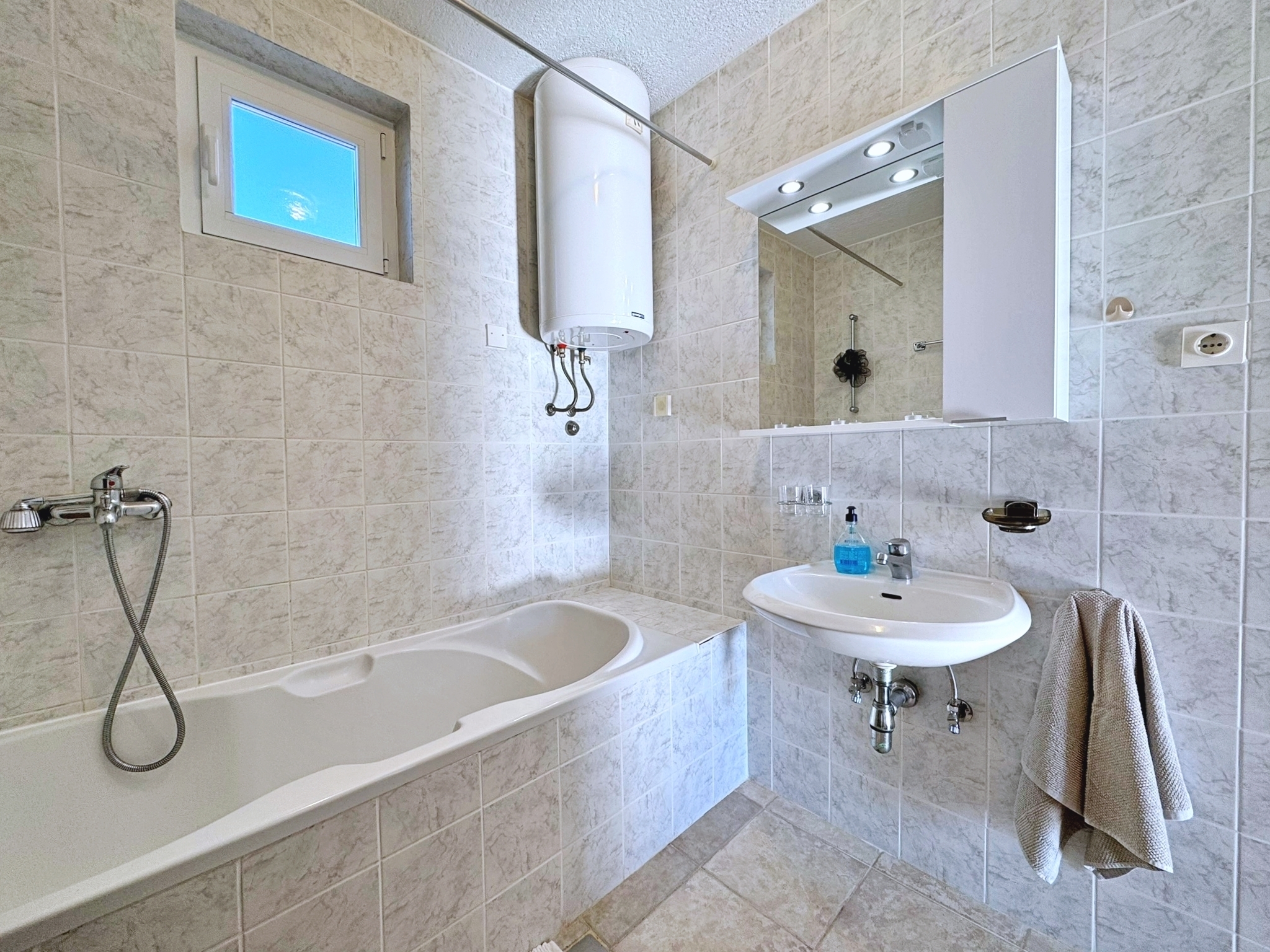 Two bedroom apartment with terrace Malinska, Krk  A-a