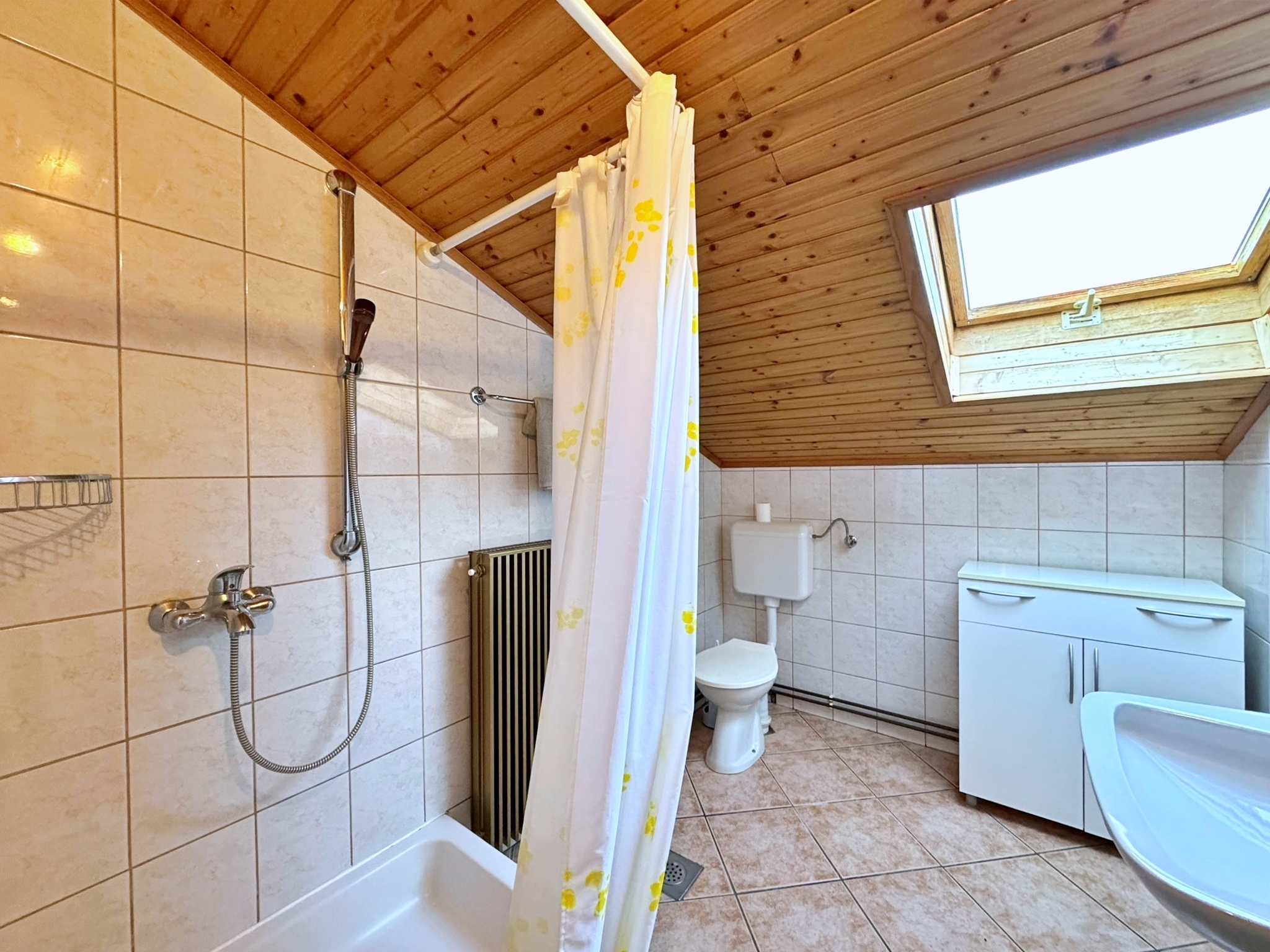 Two bedroom apartment with balcony and sea view Malinska, Krk  A-c