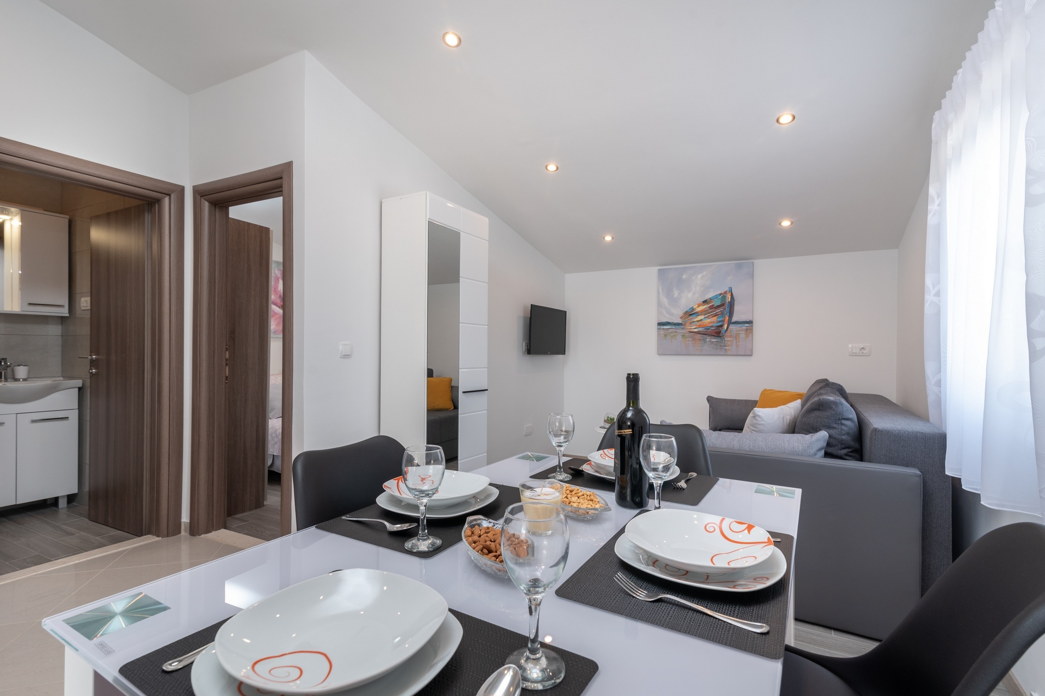 One bedroom apartment with terrace and sea view Seget Vranjica, Trogir  A-a