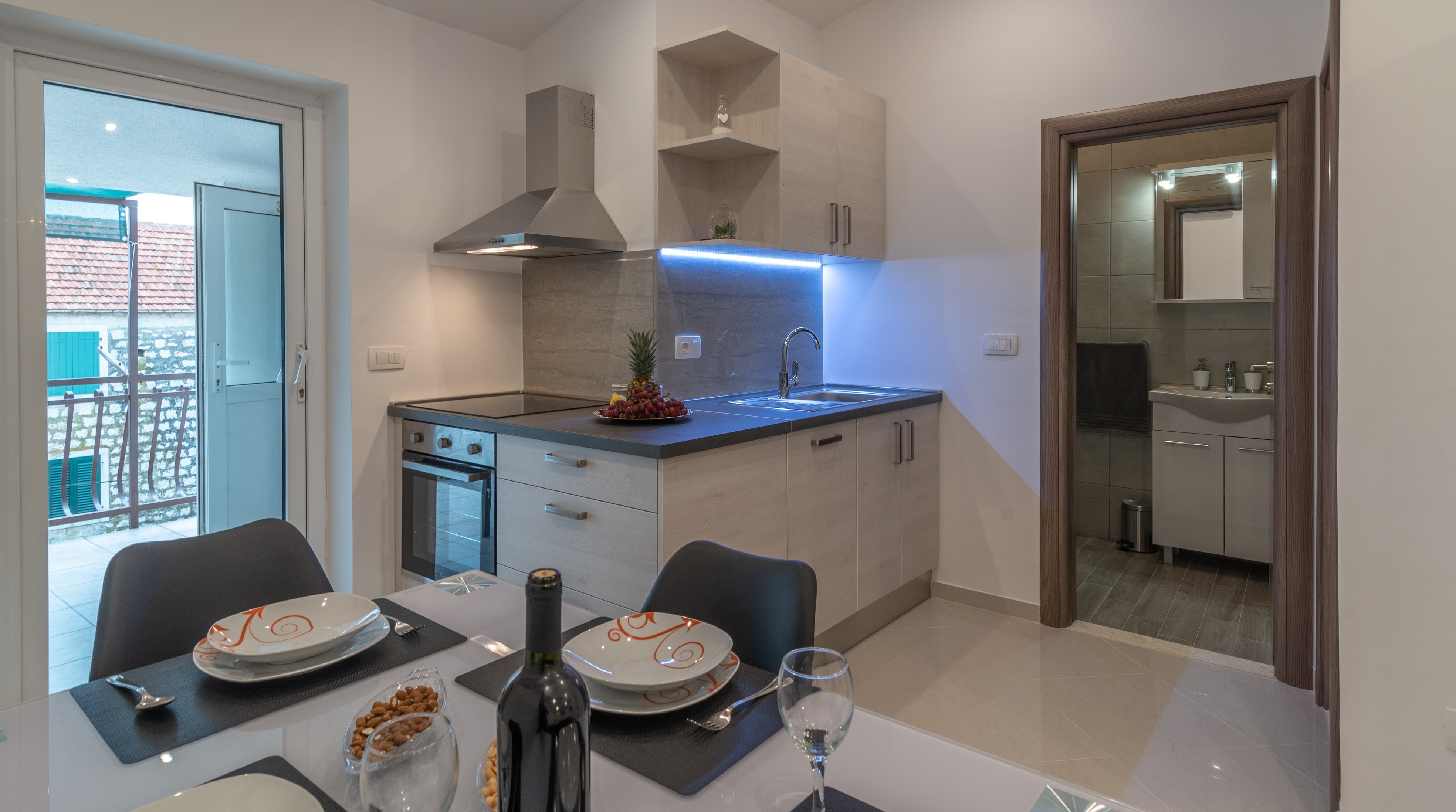 One bedroom apartment with terrace and sea view Seget Vranjica, Trogir  A-a