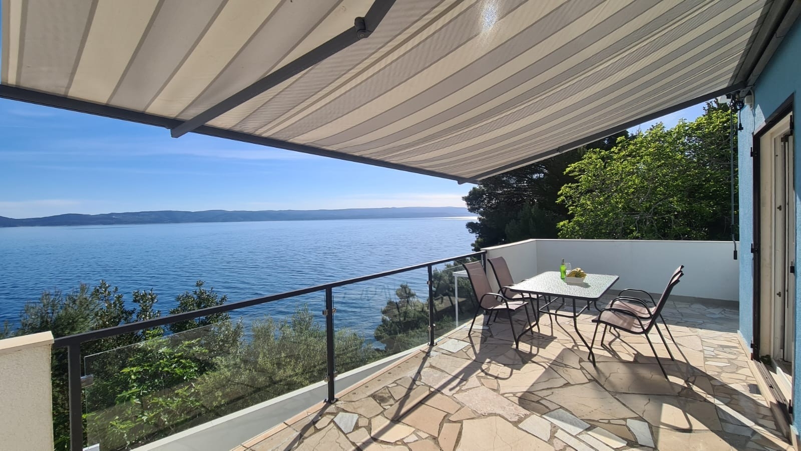 Two bedroom apartment near beach Pisak, Omiš  A-c