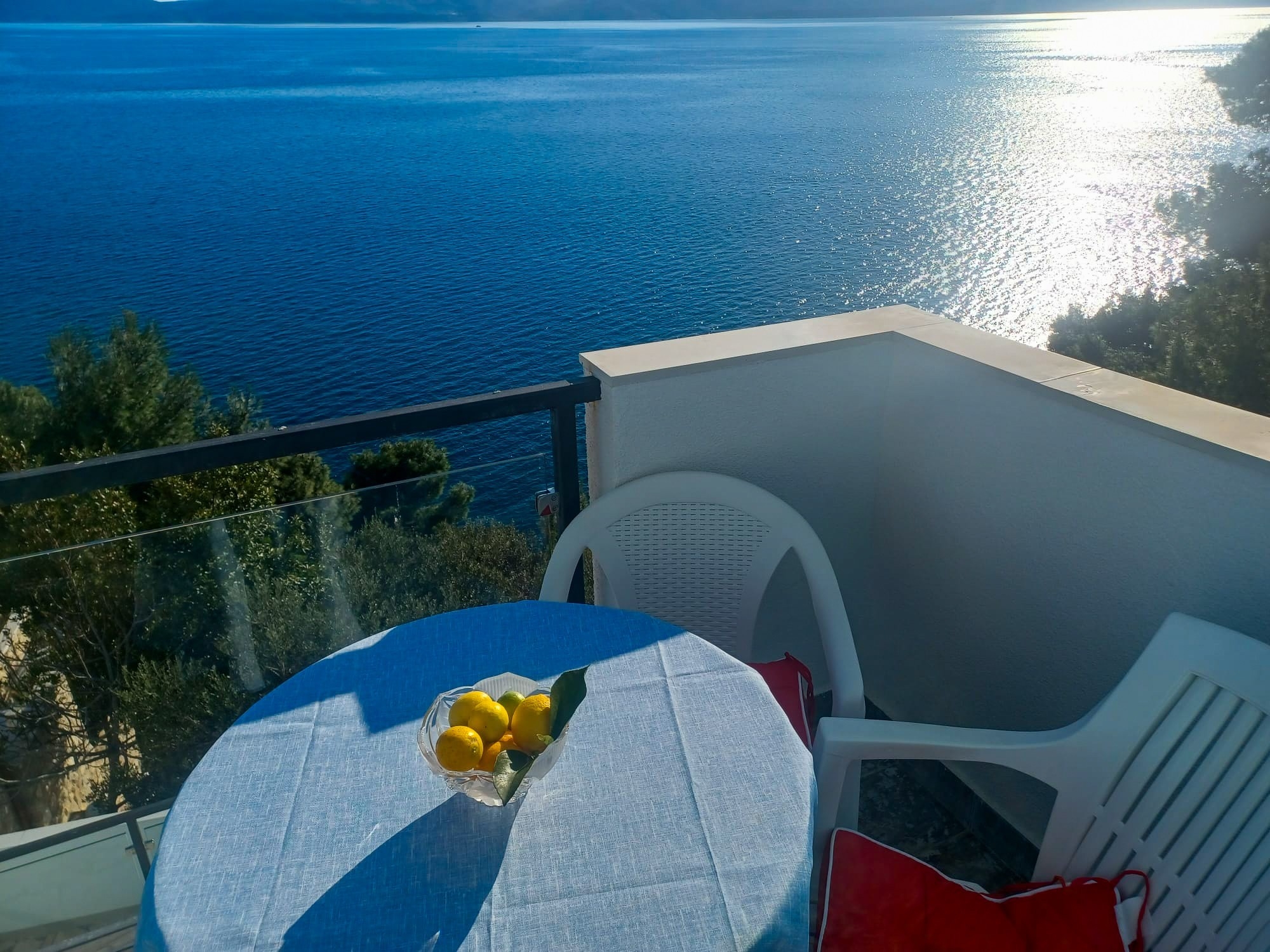 Two bedroom apartment near beach Pisak, Omiš  A-e
