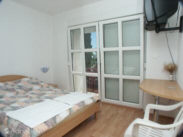 Bedroom Crikvenica, Bedroom in the room, WIFI.