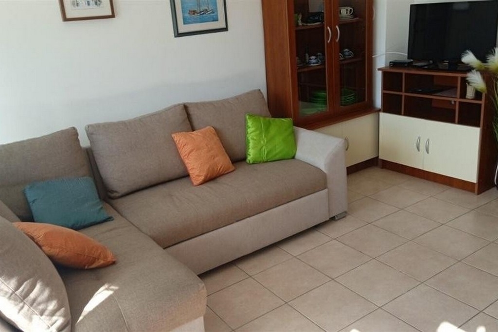 Two bedroom apartment with terrace and sea view Drvenik Veliki, Drvenik (A-23892-a) Two bedroom apartment with terrace and sea view Drvenik Veliki, Drvenik (A-23892-a)