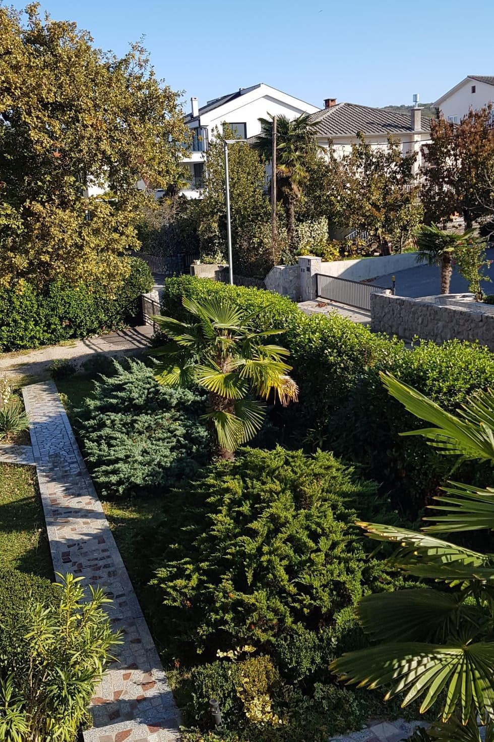 Three bedroom apartment with balcony Malinska, Krk  A-a