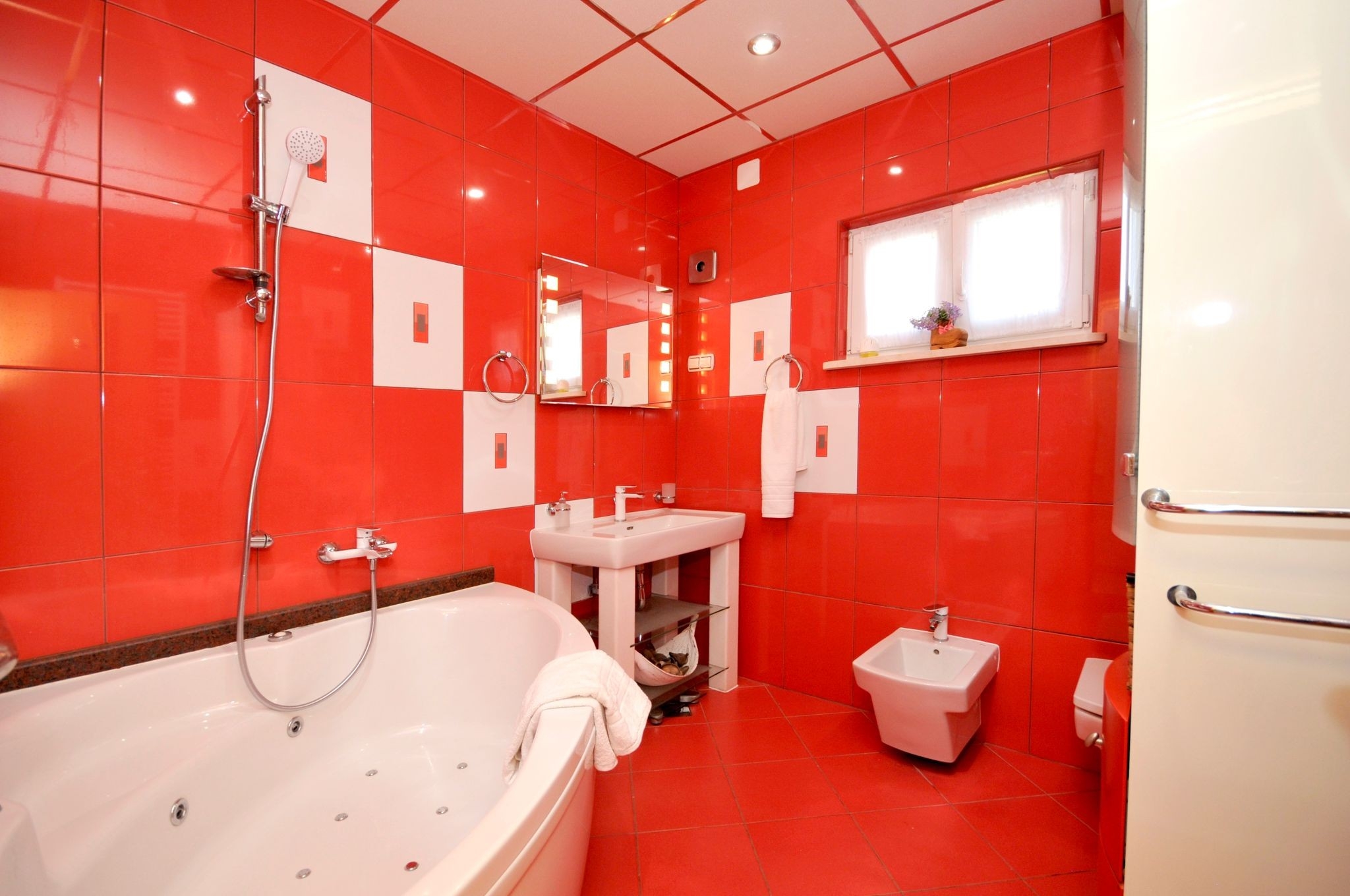 Four bedroom house with terrace and sea view Plano, Trogir  K