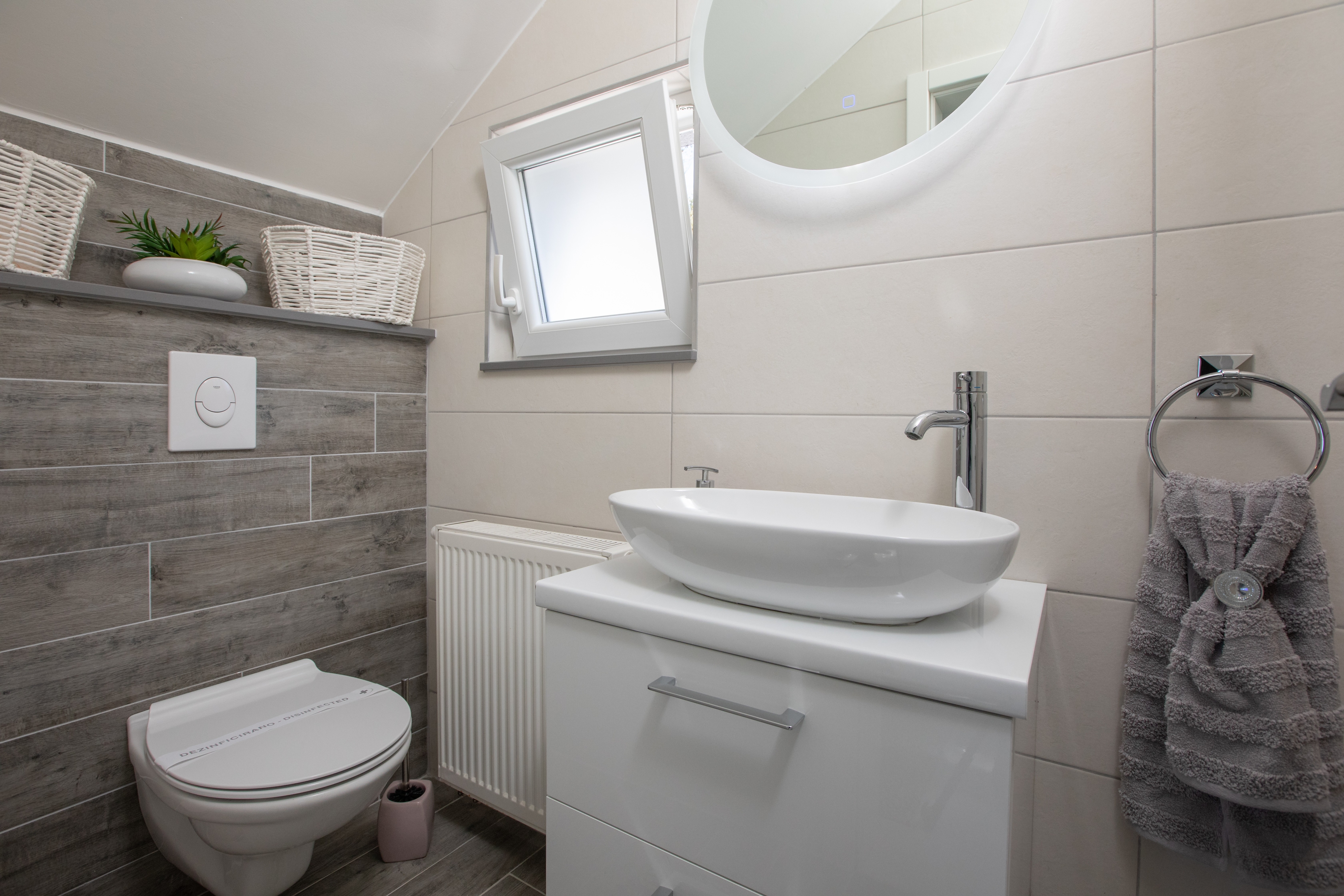 Two bedroom house with terrace and sea view Podgora, Makarska  K