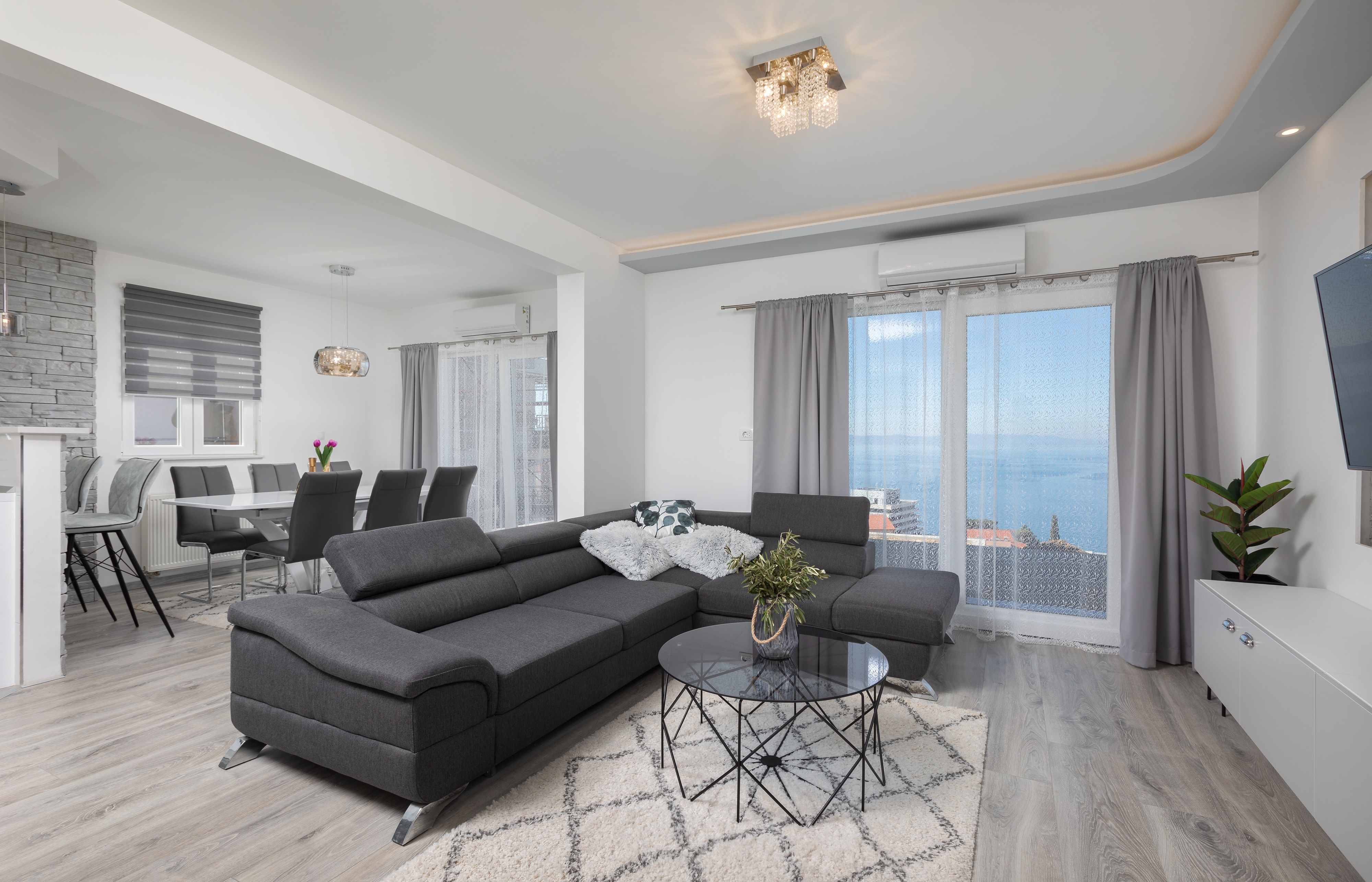 Two bedroom house with terrace and sea view Podgora, Makarska  K