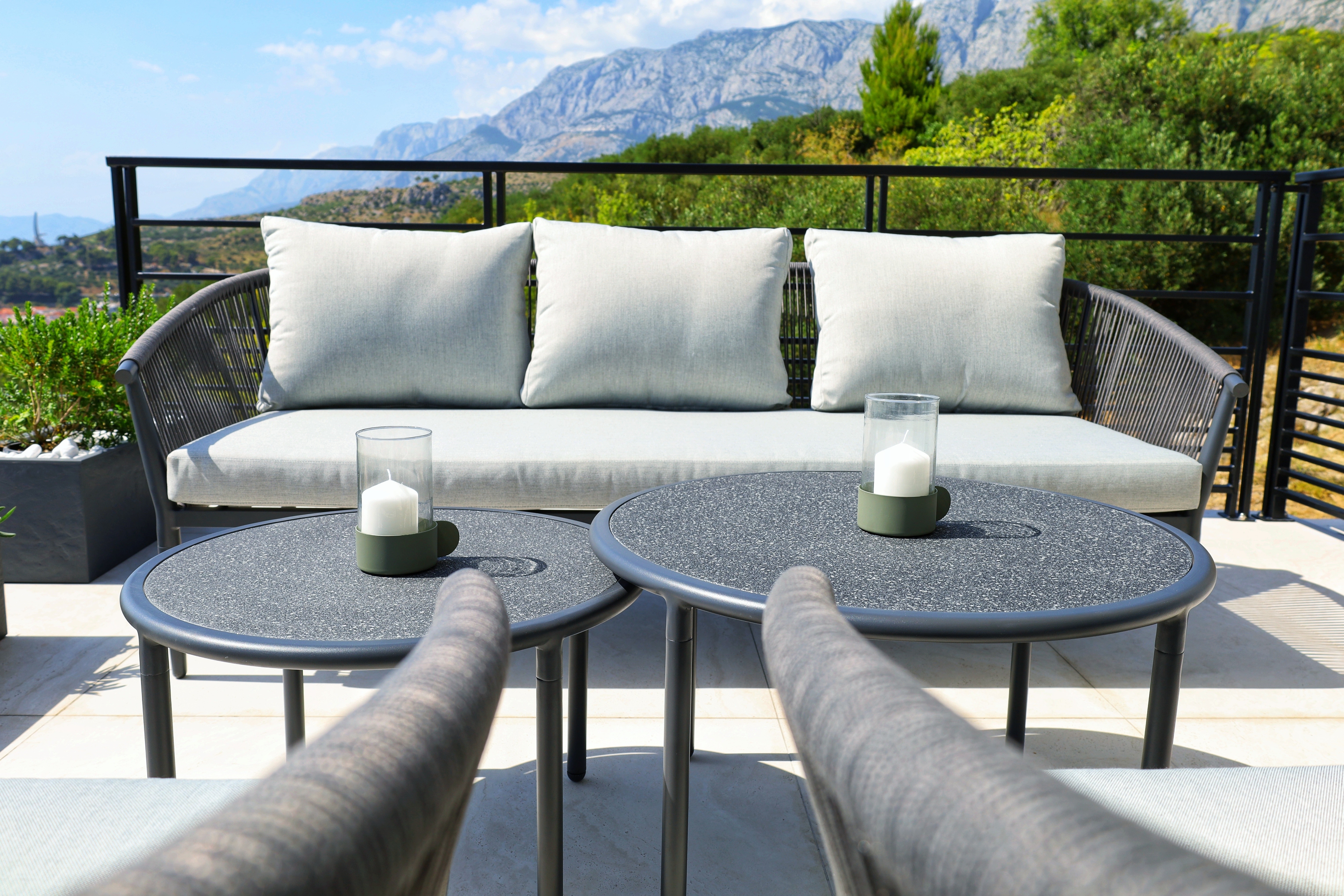 Two bedroom house with terrace and sea view Podgora, Makarska  K