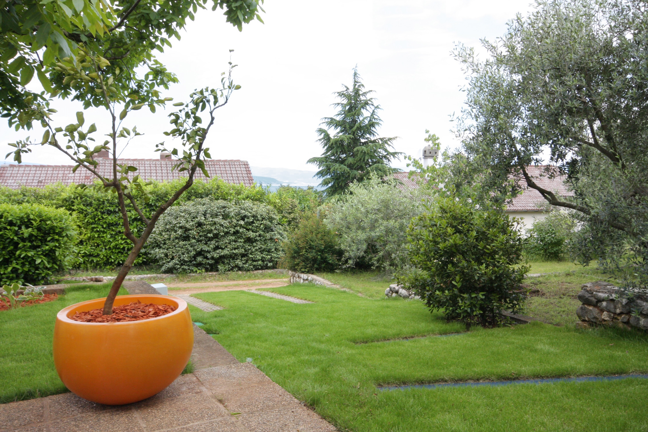Two bedroom apartment with terrace and sea view Njivice, Krk  A-a