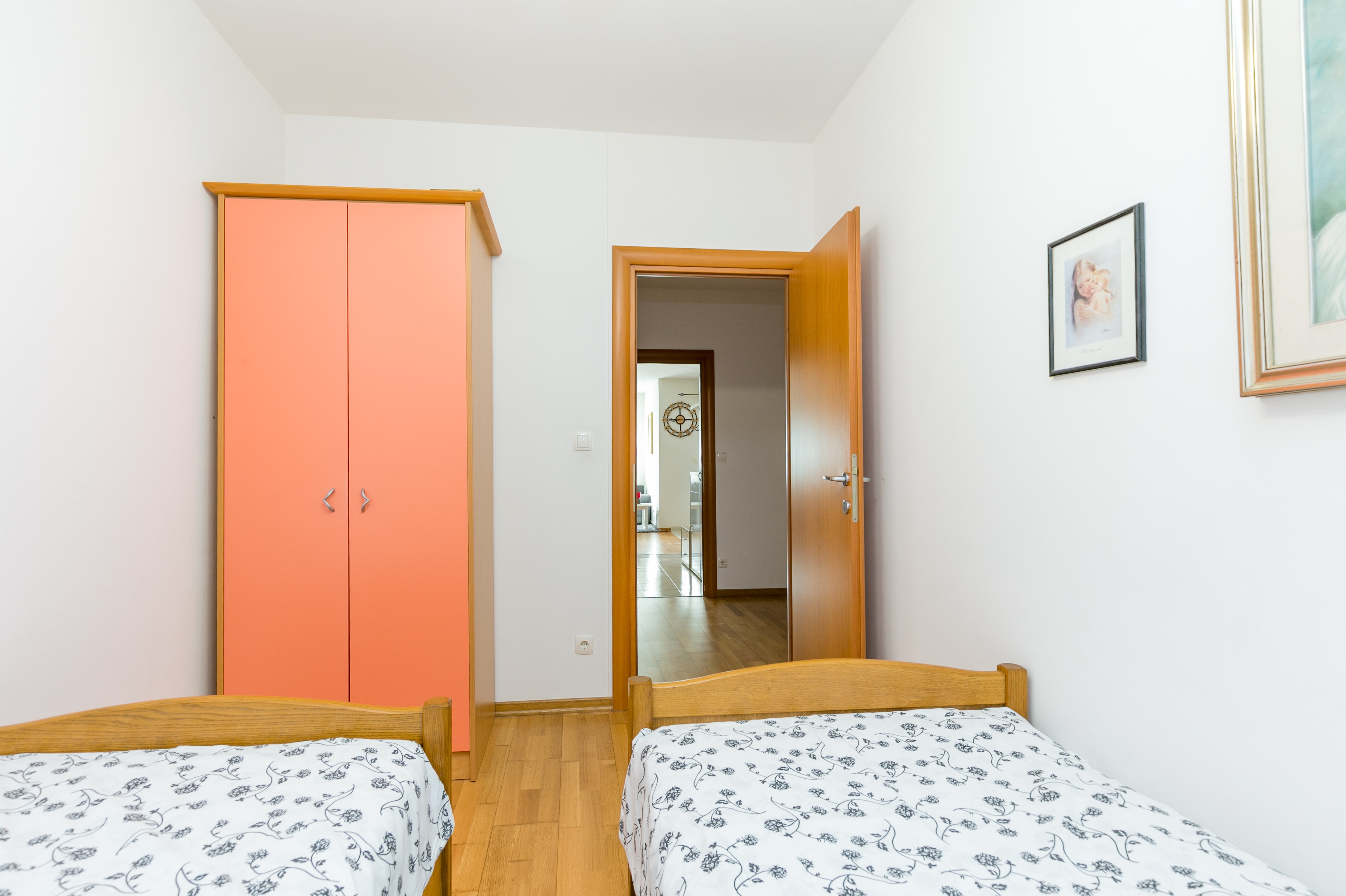 Two bedroom apartment with terrace and sea view Trogir  A-a
