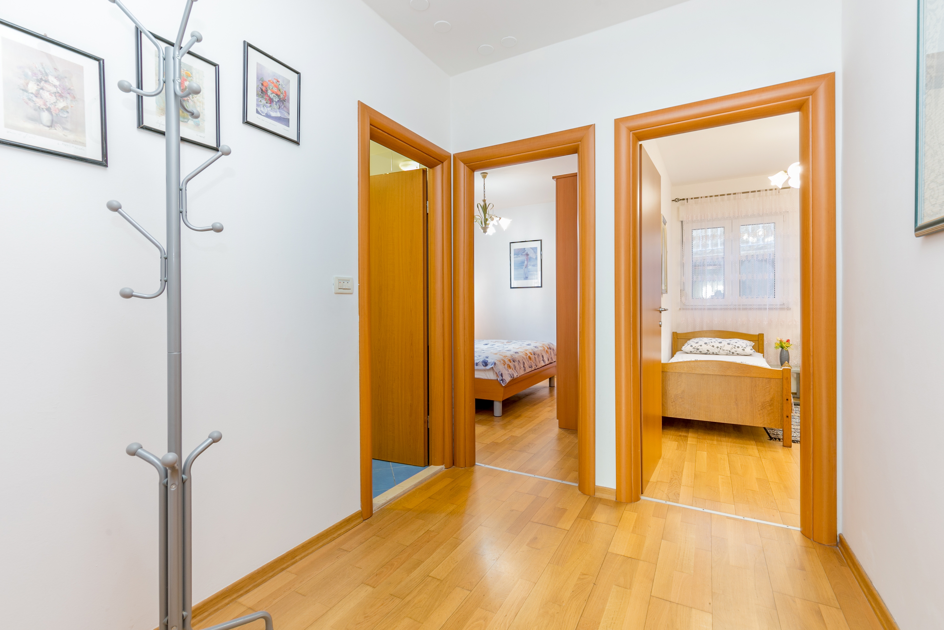 Two bedroom apartment with terrace and sea view Trogir  A-a