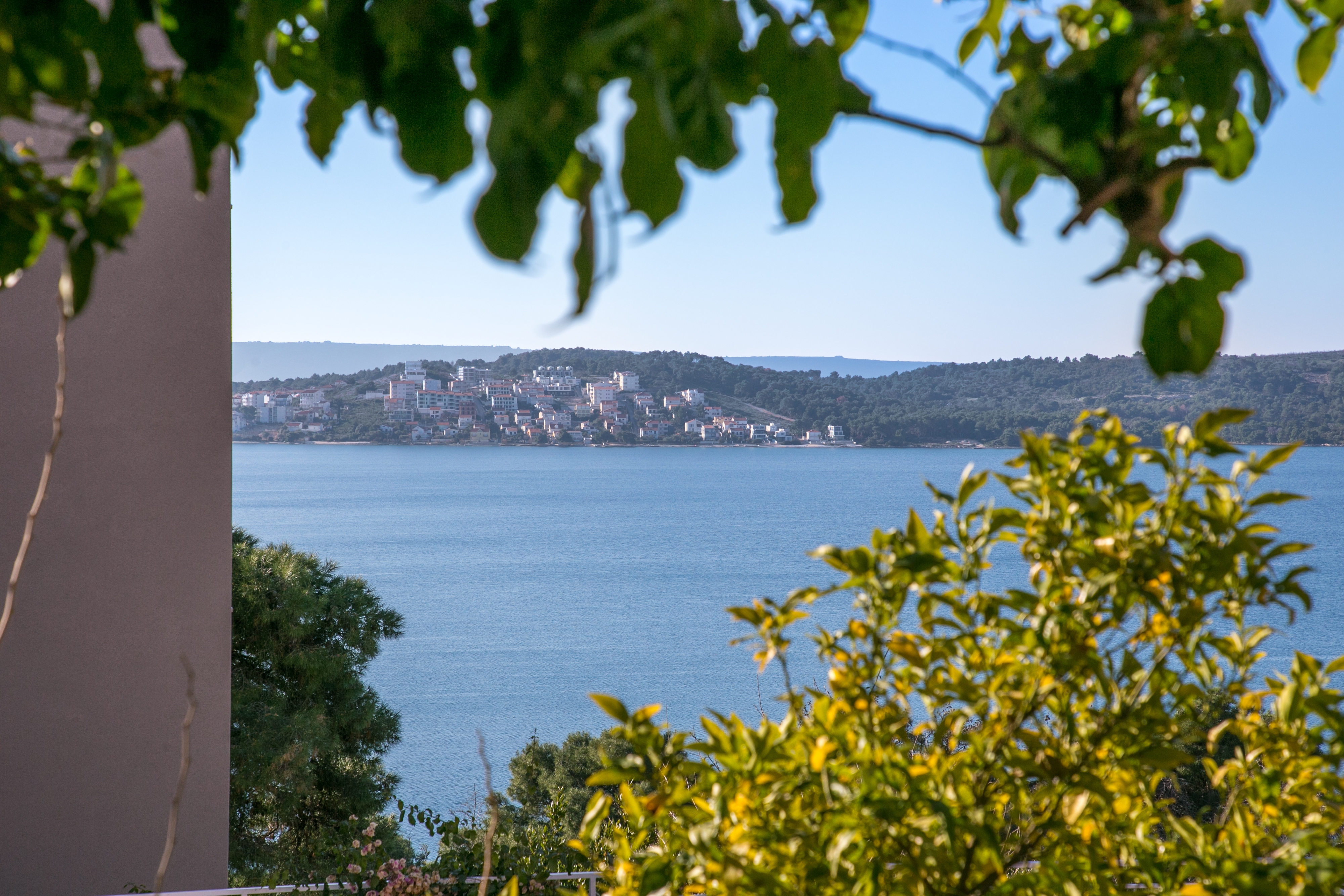 Two bedroom apartment with terrace and sea view Trogir  A-a