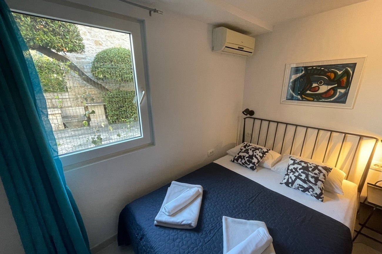 Studio flat with air-conditioning Omiš (AS-23914-b) Studio flat with air-conditioning Omiš (AS-23914-b)