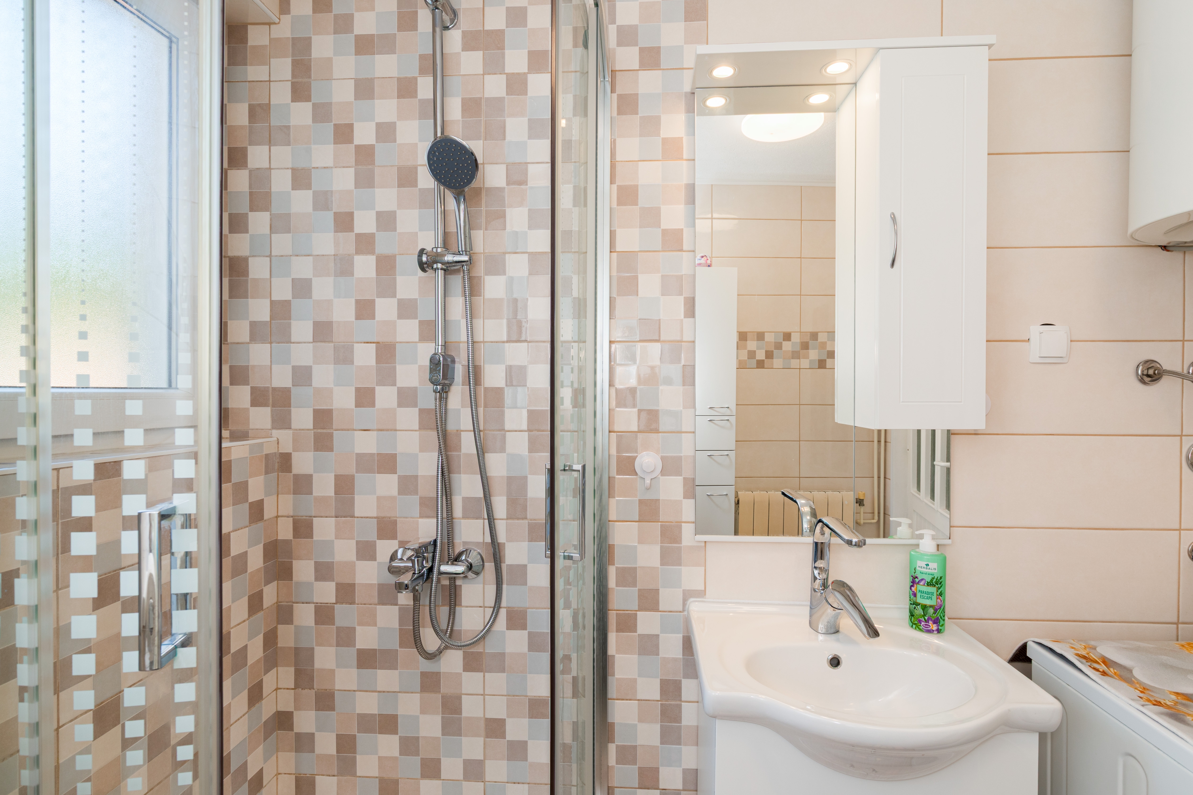 One bedroom apartment with terrace Baška, Krk  A-a
