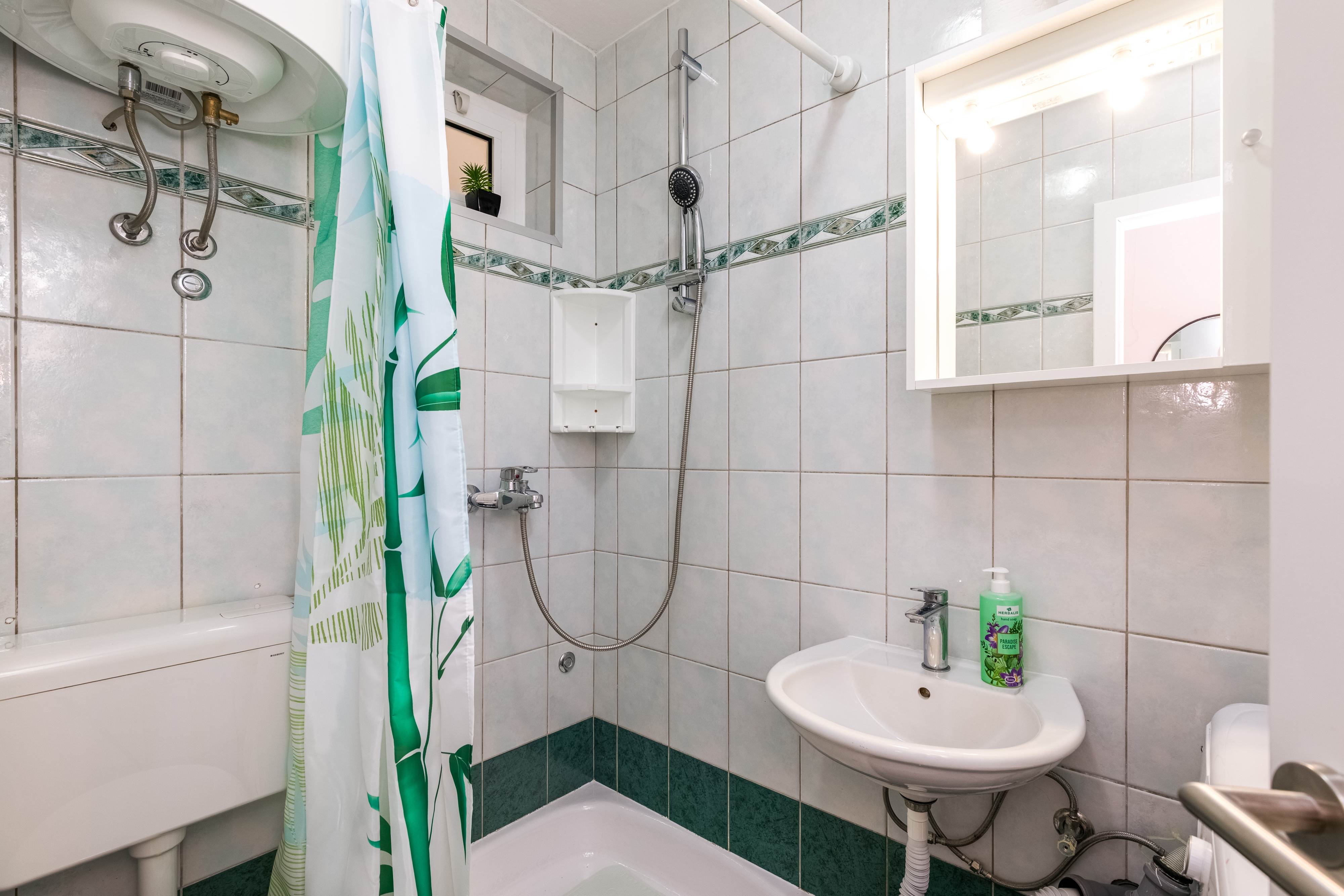 Two bedroom apartment with air-conditioning Baška, Krk  A-b