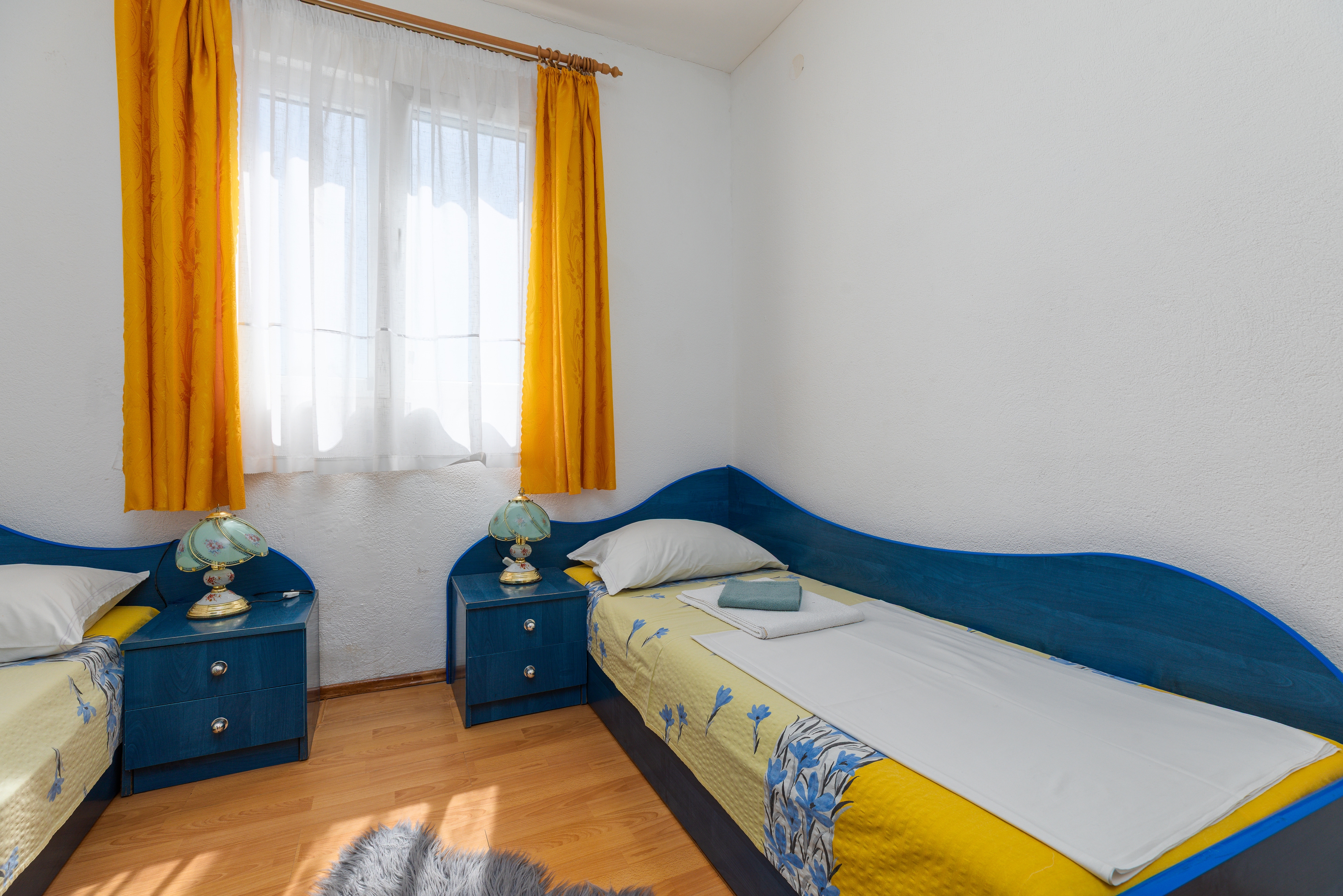 Two bedroom apartment with balcony and sea view Podgora, Makarska  A-a