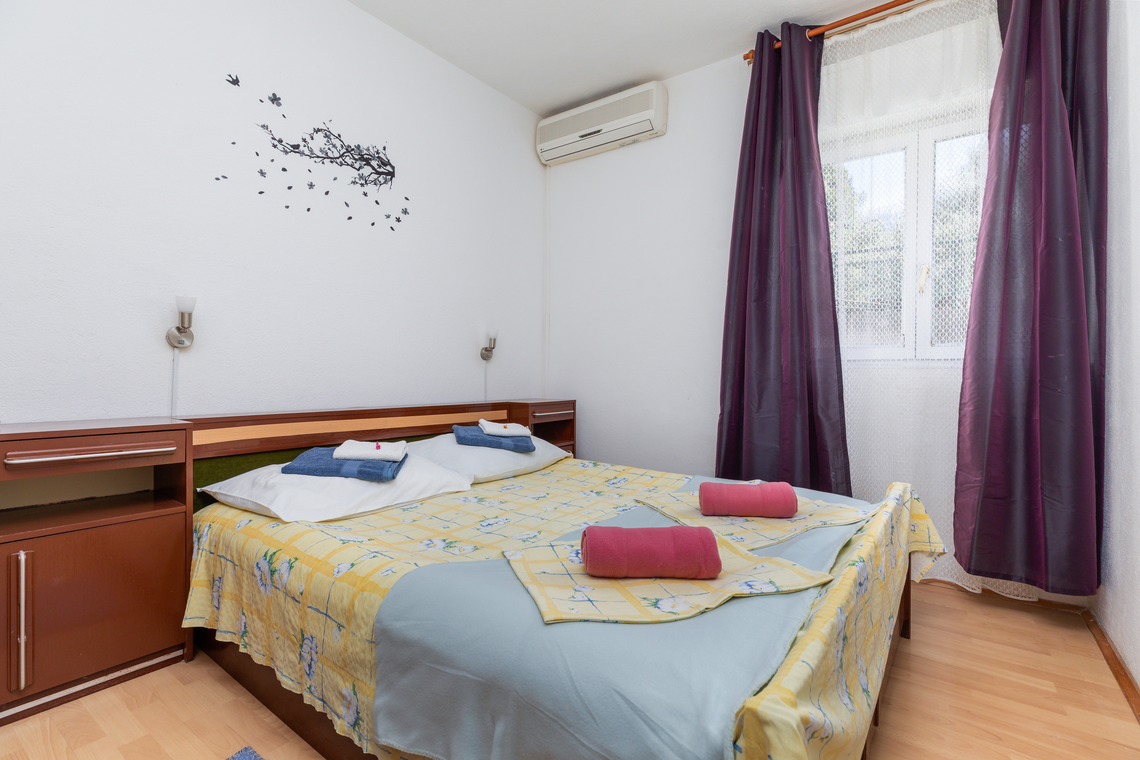 Room with air-conditioning Podgora, Makarska (S-23916-e)
