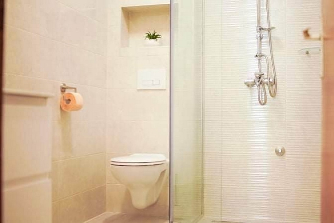 One bedroom apartment with terrace Sutivan, Brač  A-a