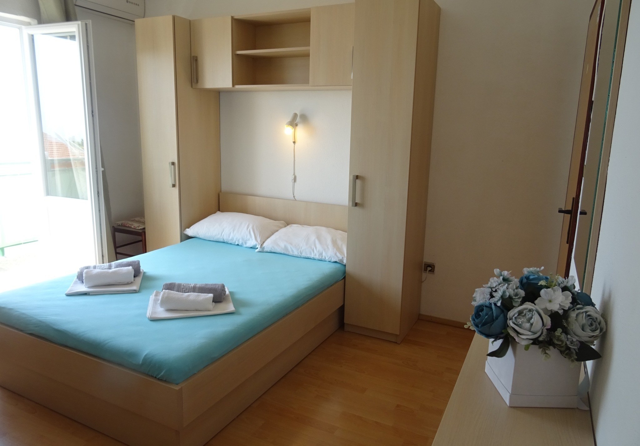 One bedroom apartment with balcony and sea view Živogošće - Blato, Makarska (A-23922-a)