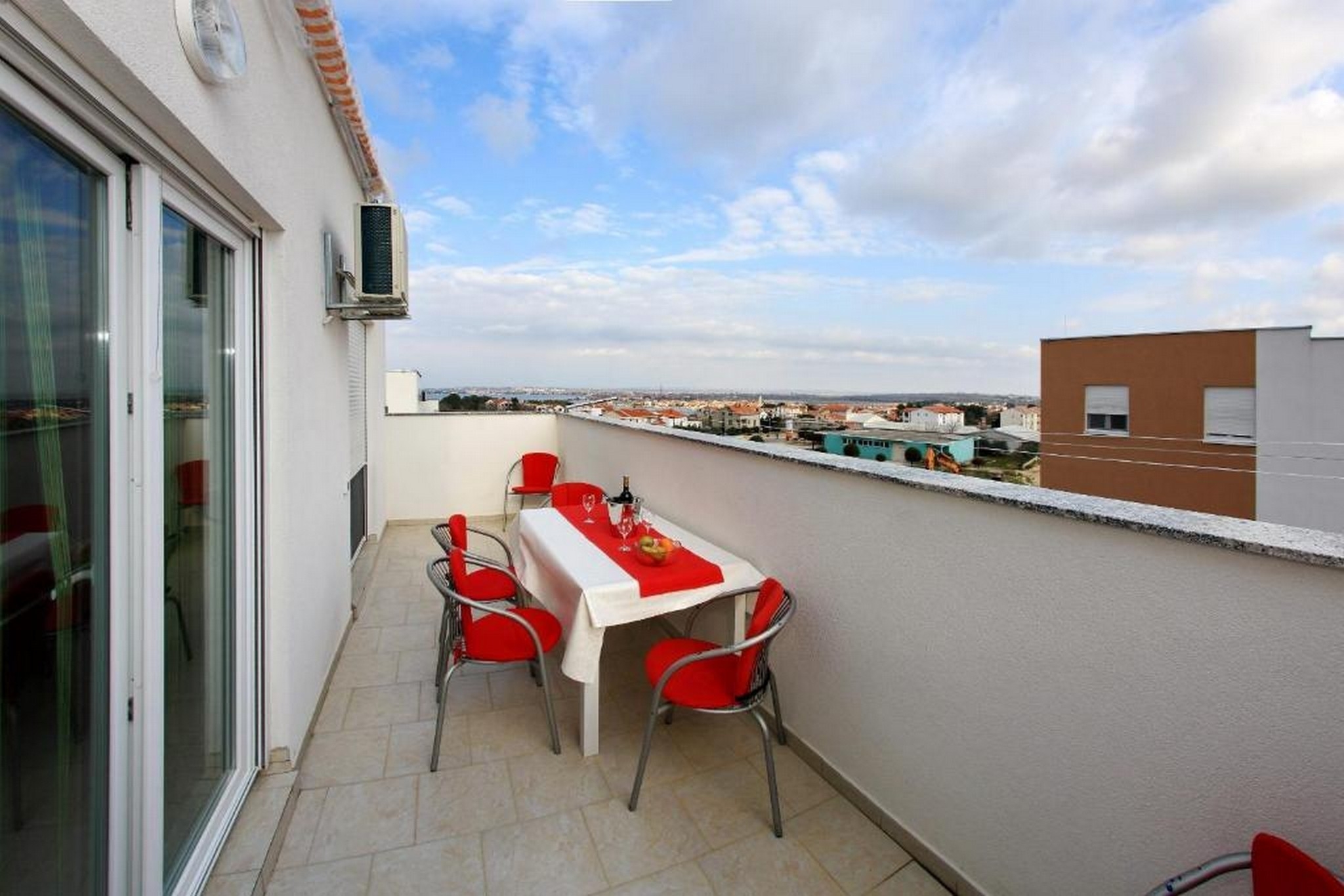 Two bedroom apartment with balcony and sea view Nin, Zadar  A-a