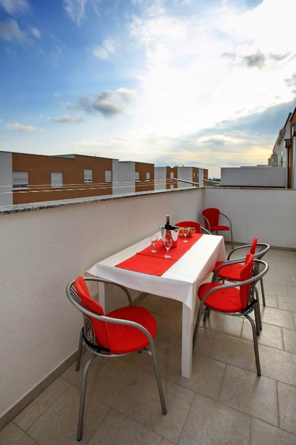 Two bedroom apartment with balcony and sea view Nin, Zadar  A-a