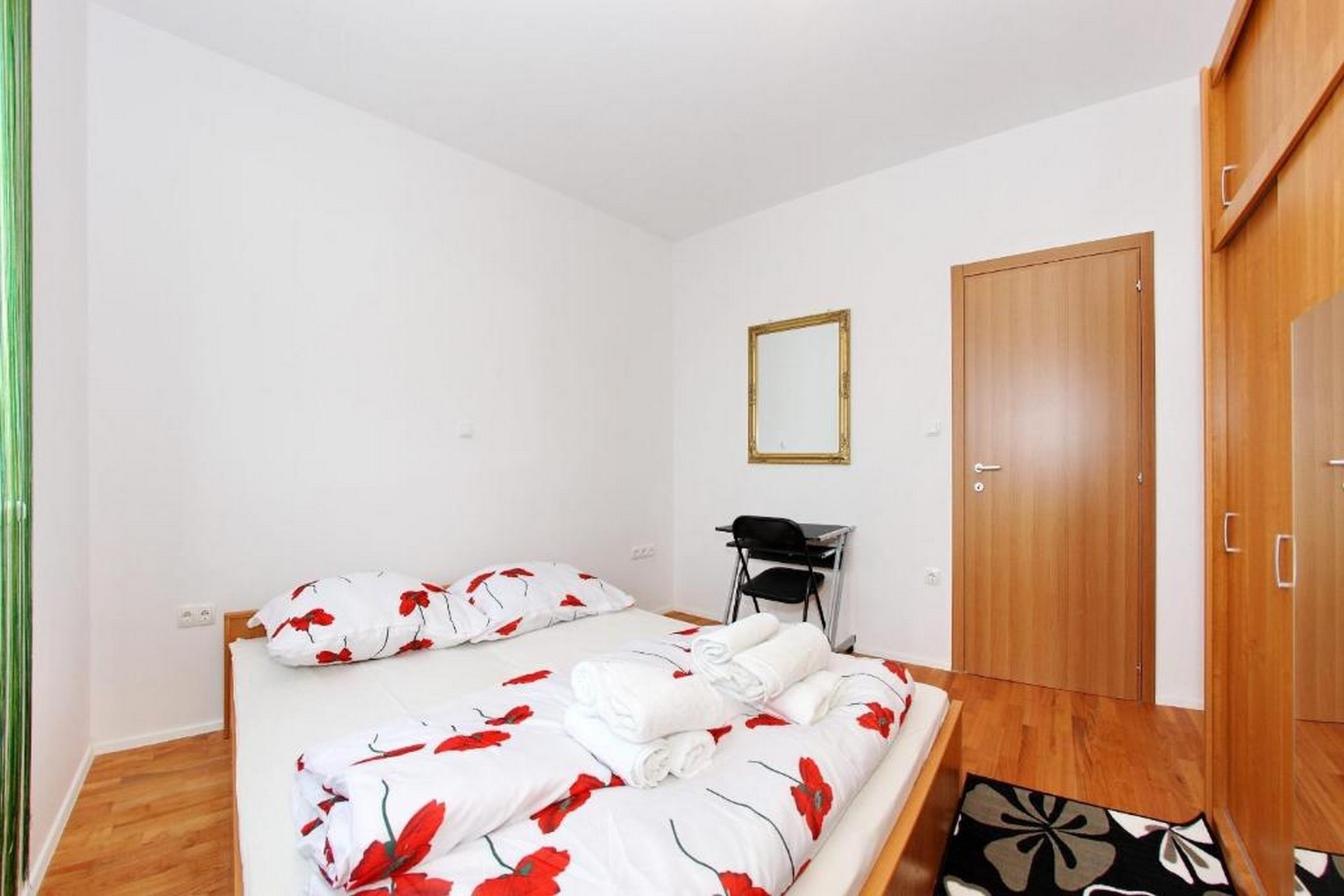 Two bedroom apartment with balcony and sea view Nin, Zadar  A-a
