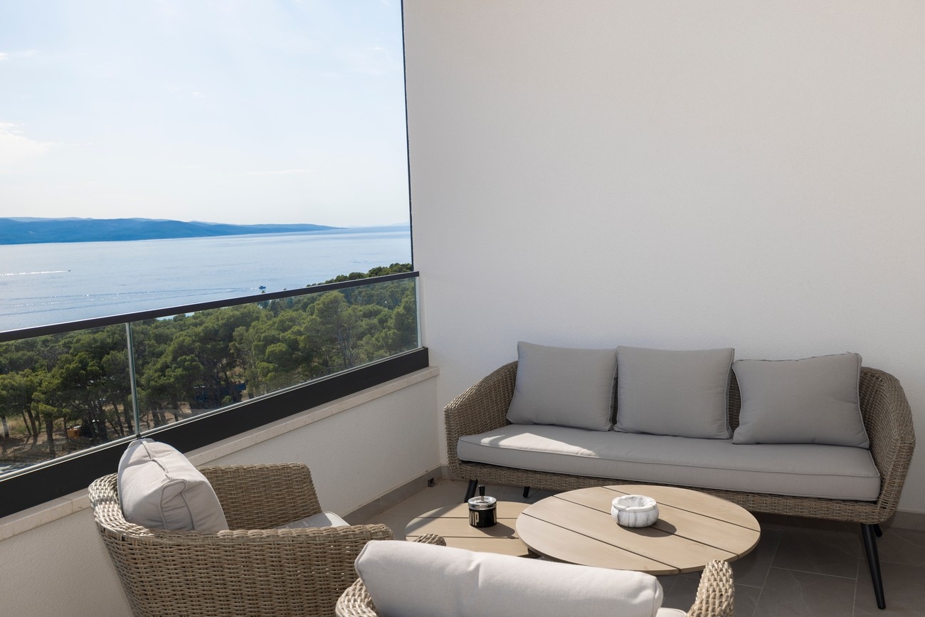 Two bedroom apartment with balcony and sea view Makarska  A-a