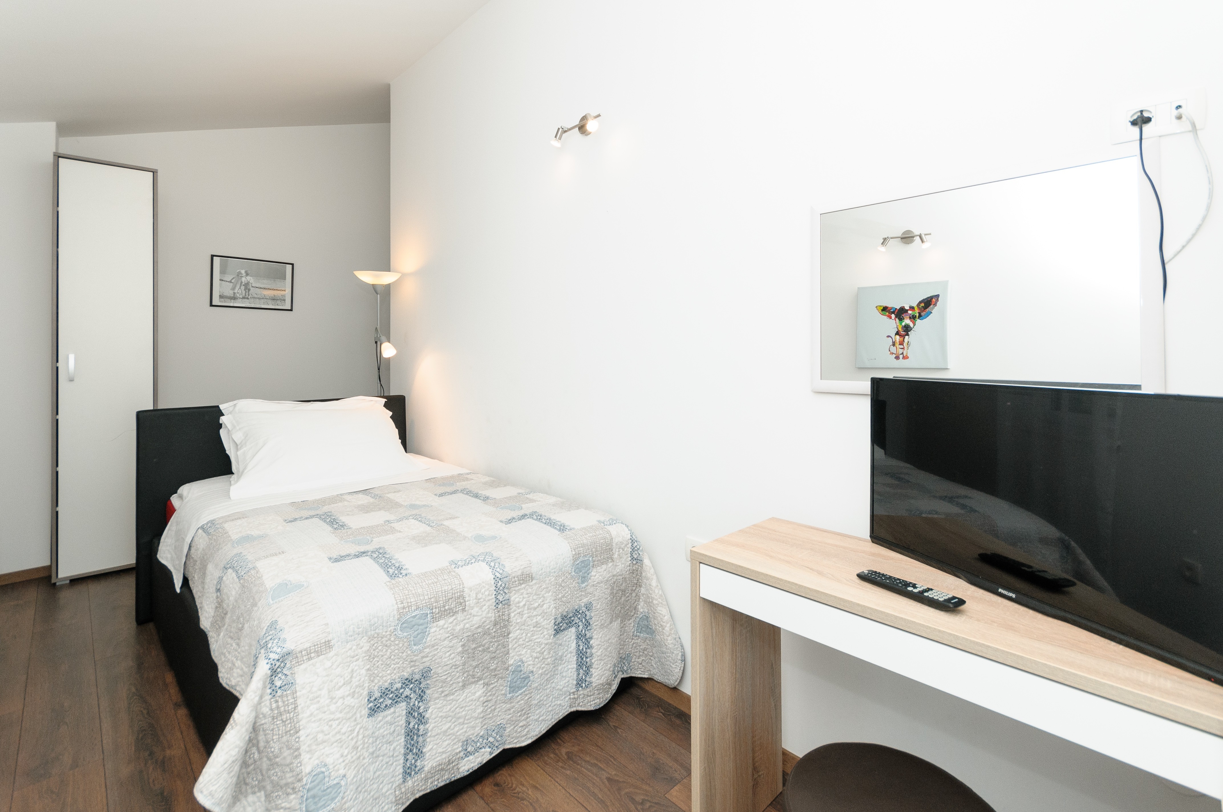 Comfortable and spacious house with terrace and sea view Plano, Trogir  K