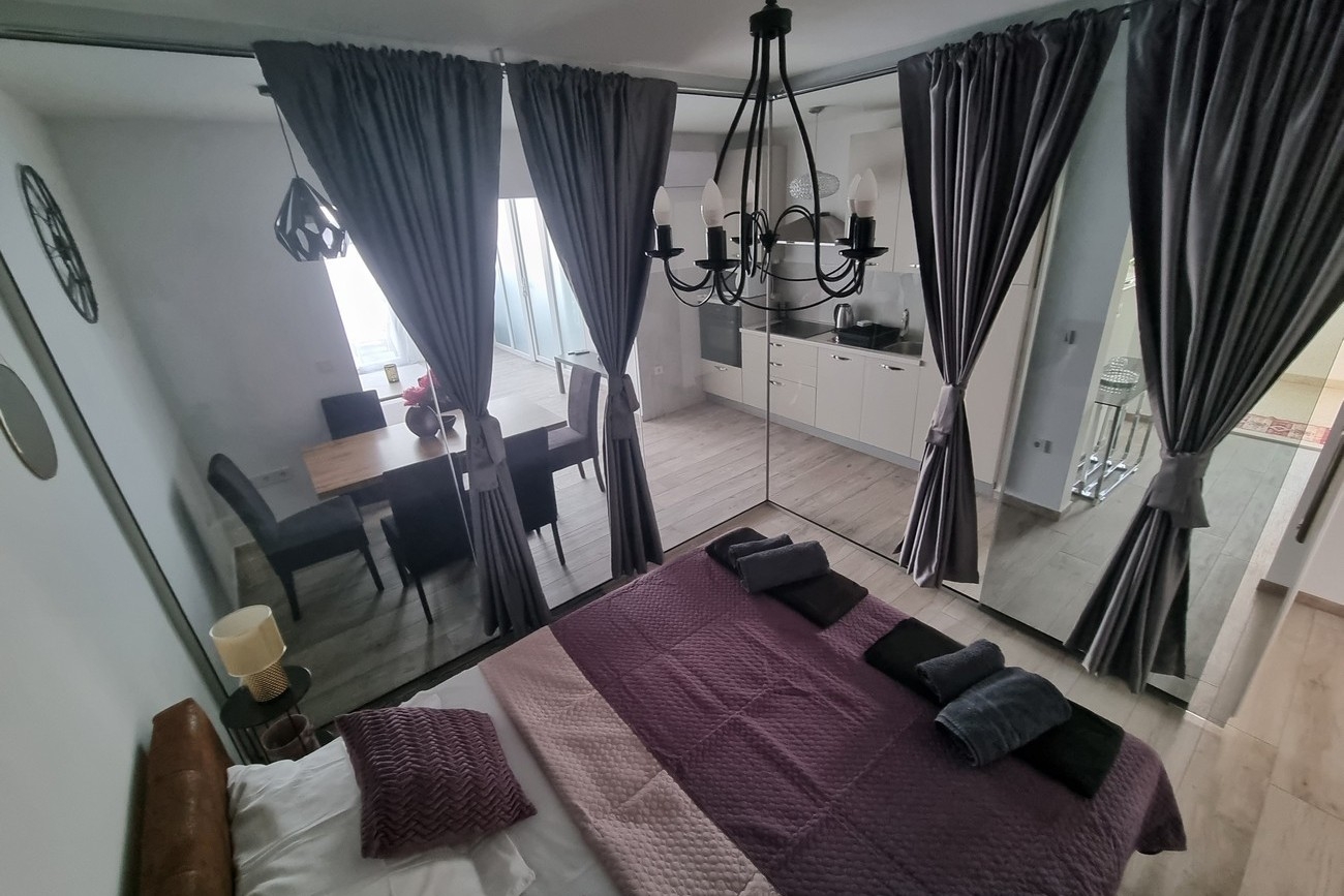 Two bedroom apartment with terrace Okrug Gornji, Čiovo  A-a