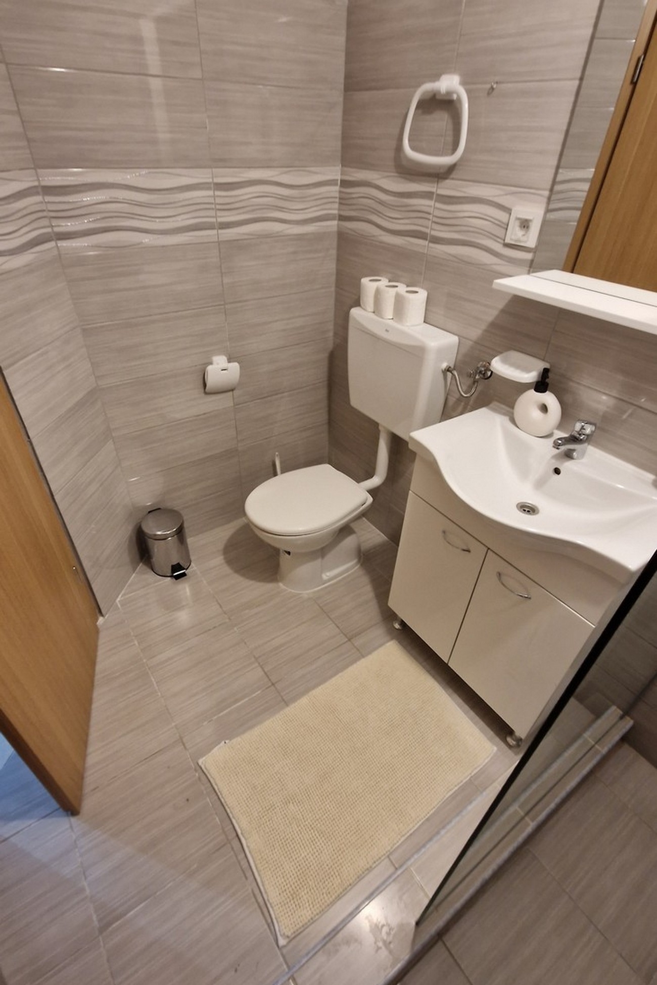 Two bedroom apartment with terrace Okrug Gornji, Čiovo  A-b
