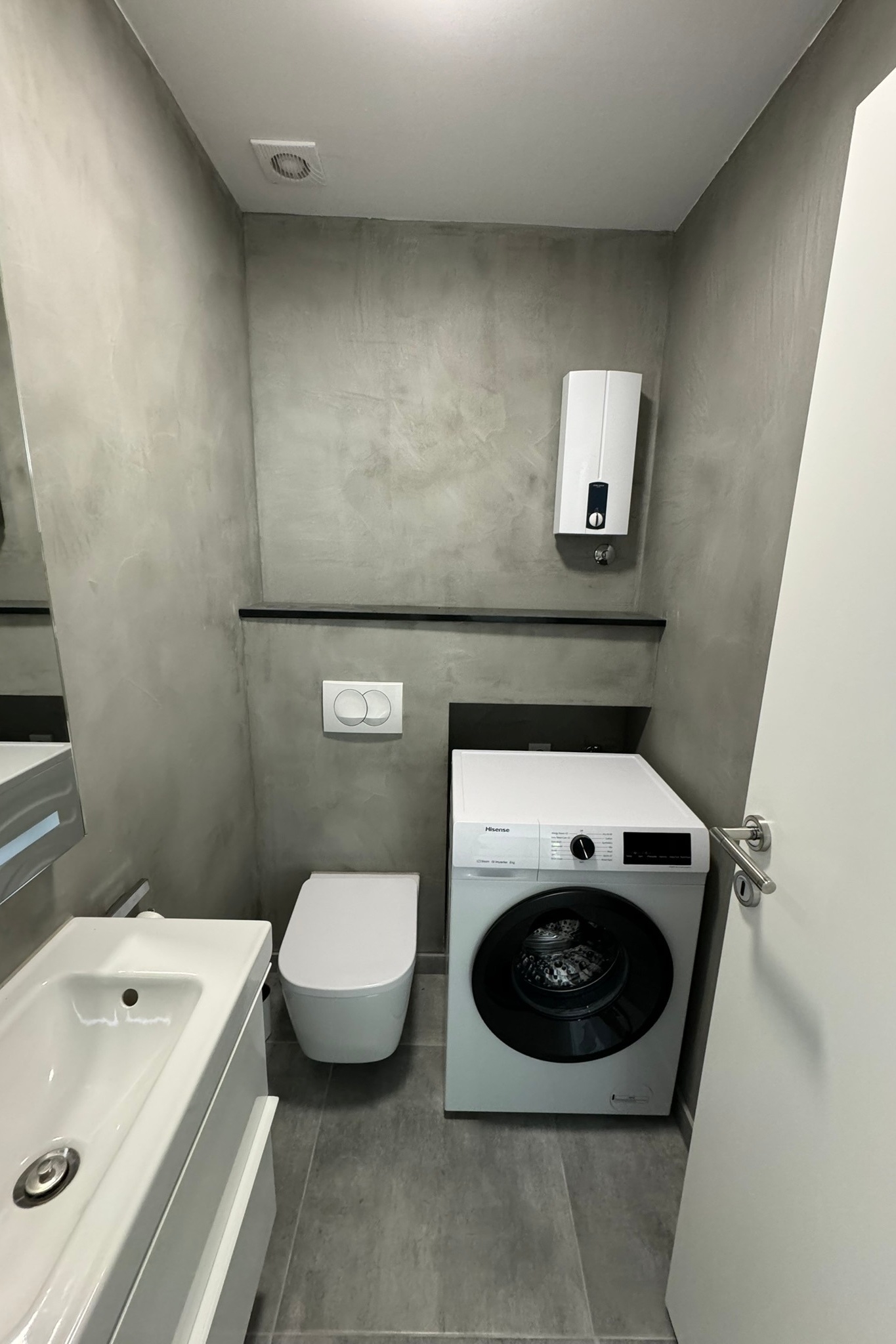 Three bedroom apartment with balcony Trogir  A-a