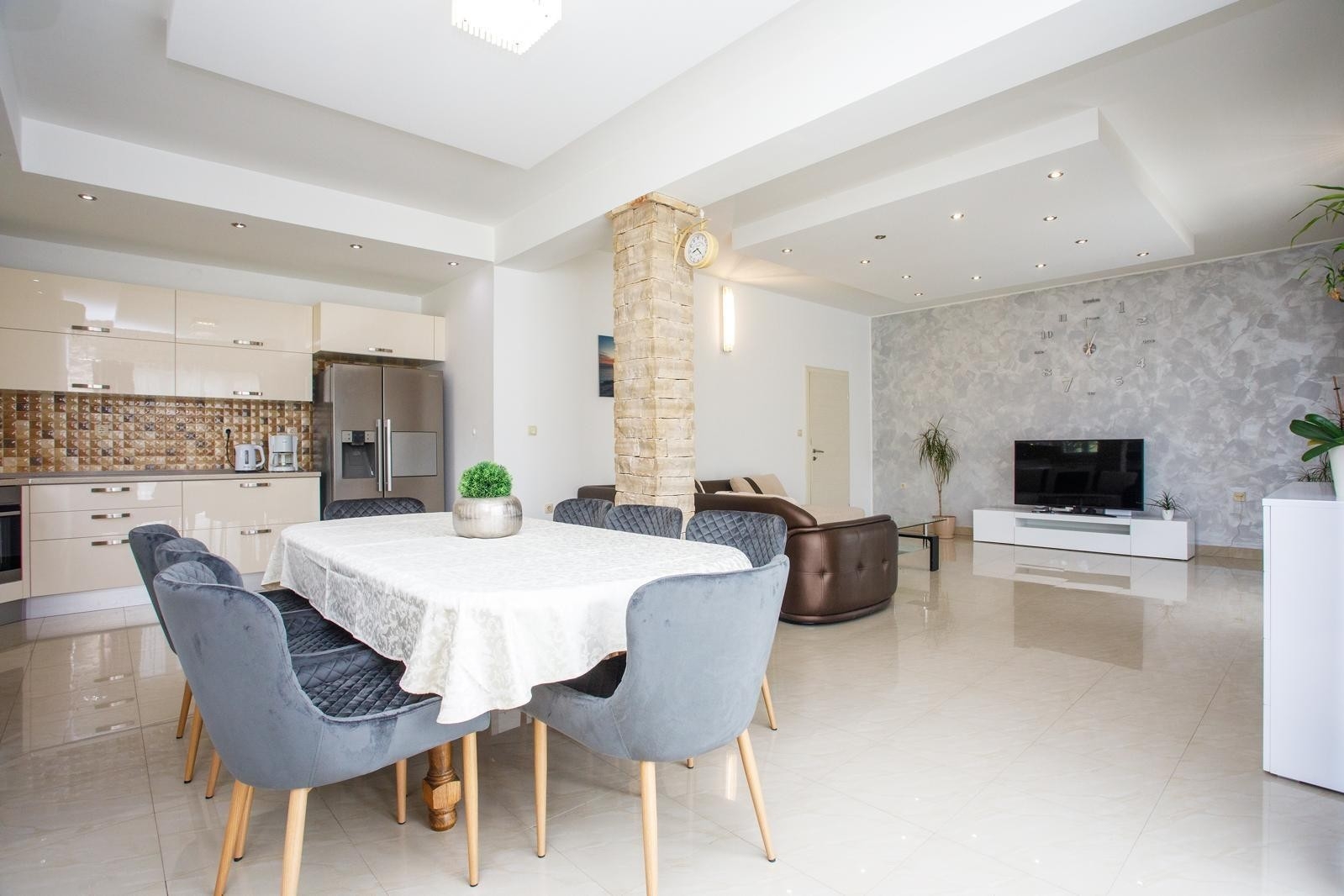 Top Split Srinjine Top Split Srinjine