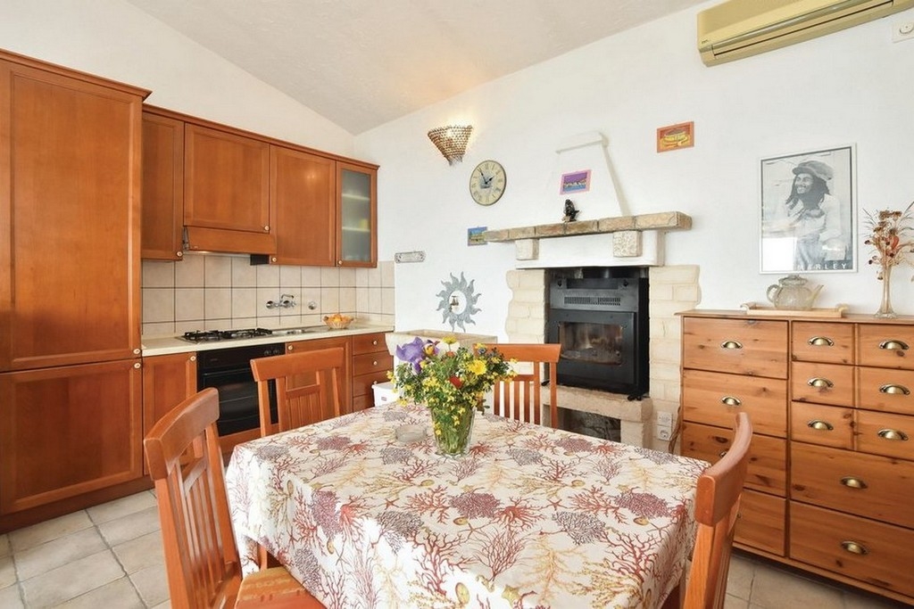 Top Hvar Zaraće Top Hvar Zaraće