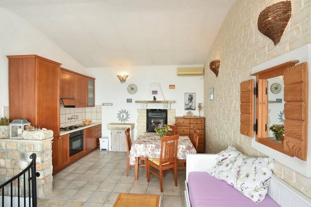 Top Hvar Zaraće Top Hvar Zaraće