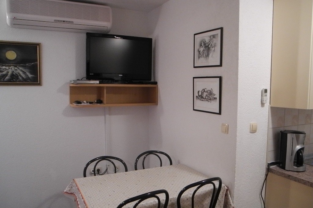 Two bedroom apartment with balcony and sea view Zablaće, Šibenik (A-23960-c) Two bedroom apartment with balcony and sea view Zablaće, Šibenik (A-23960-c)