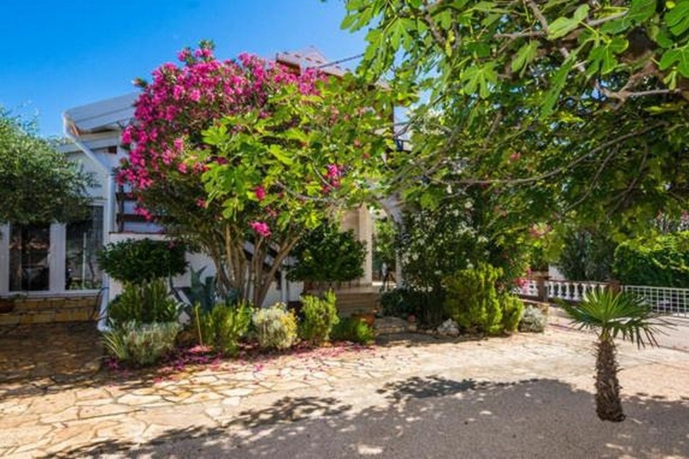 Dvosobni apartma S teraso Vir  A-a