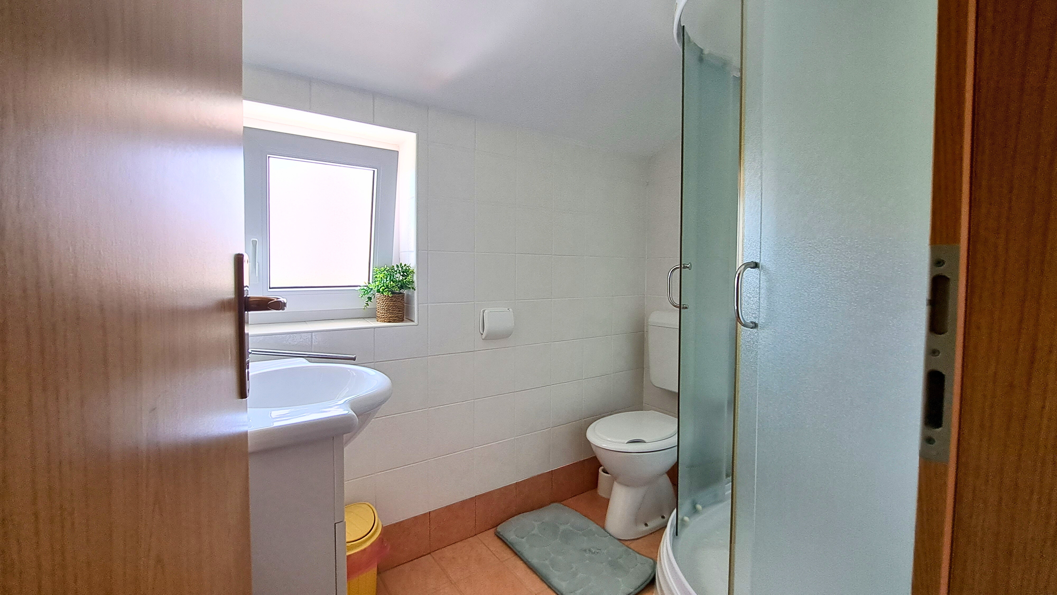 Top Rab Lopar Top Rab Lopar