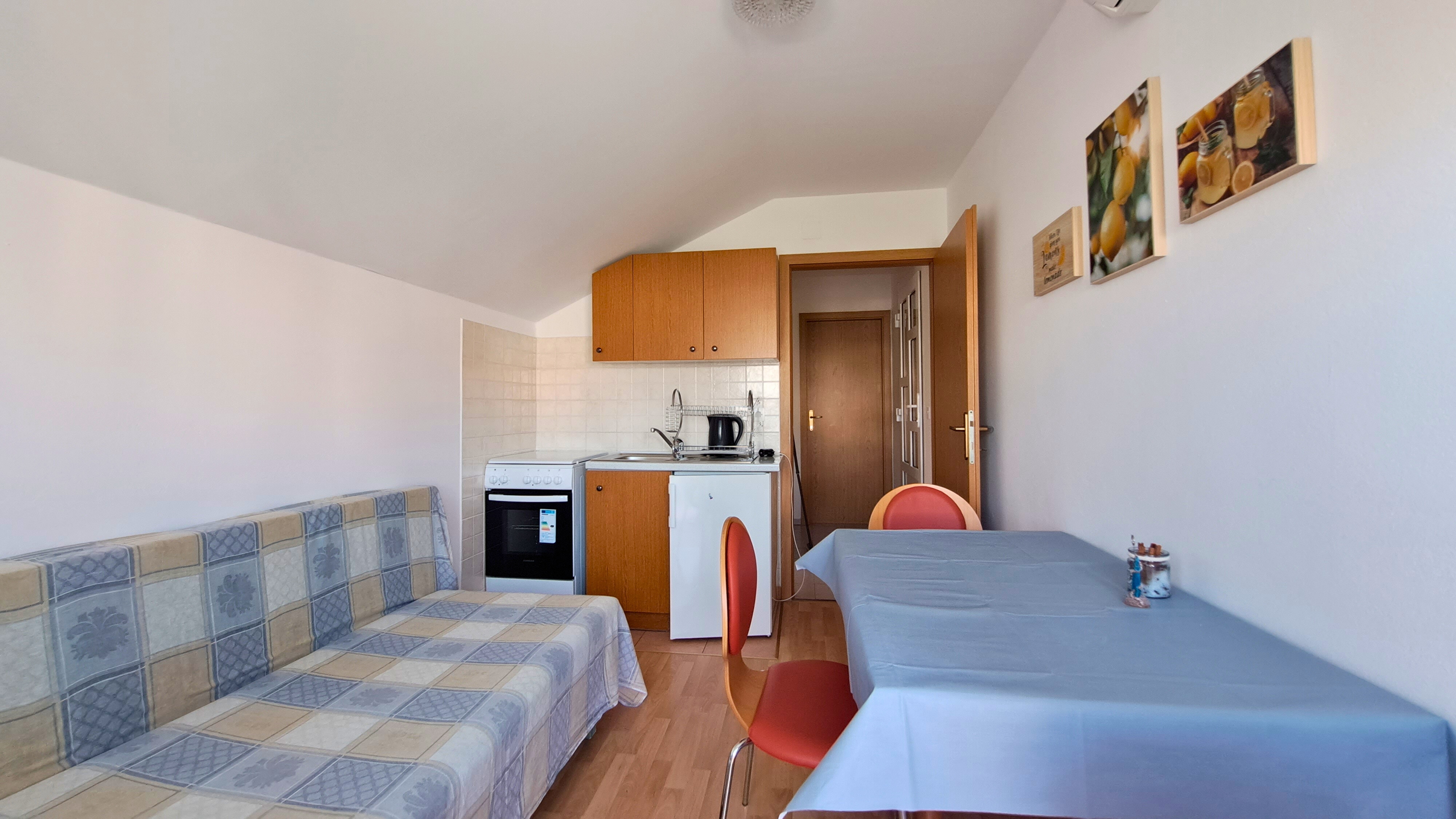 Top Rab Lopar Top Rab Lopar