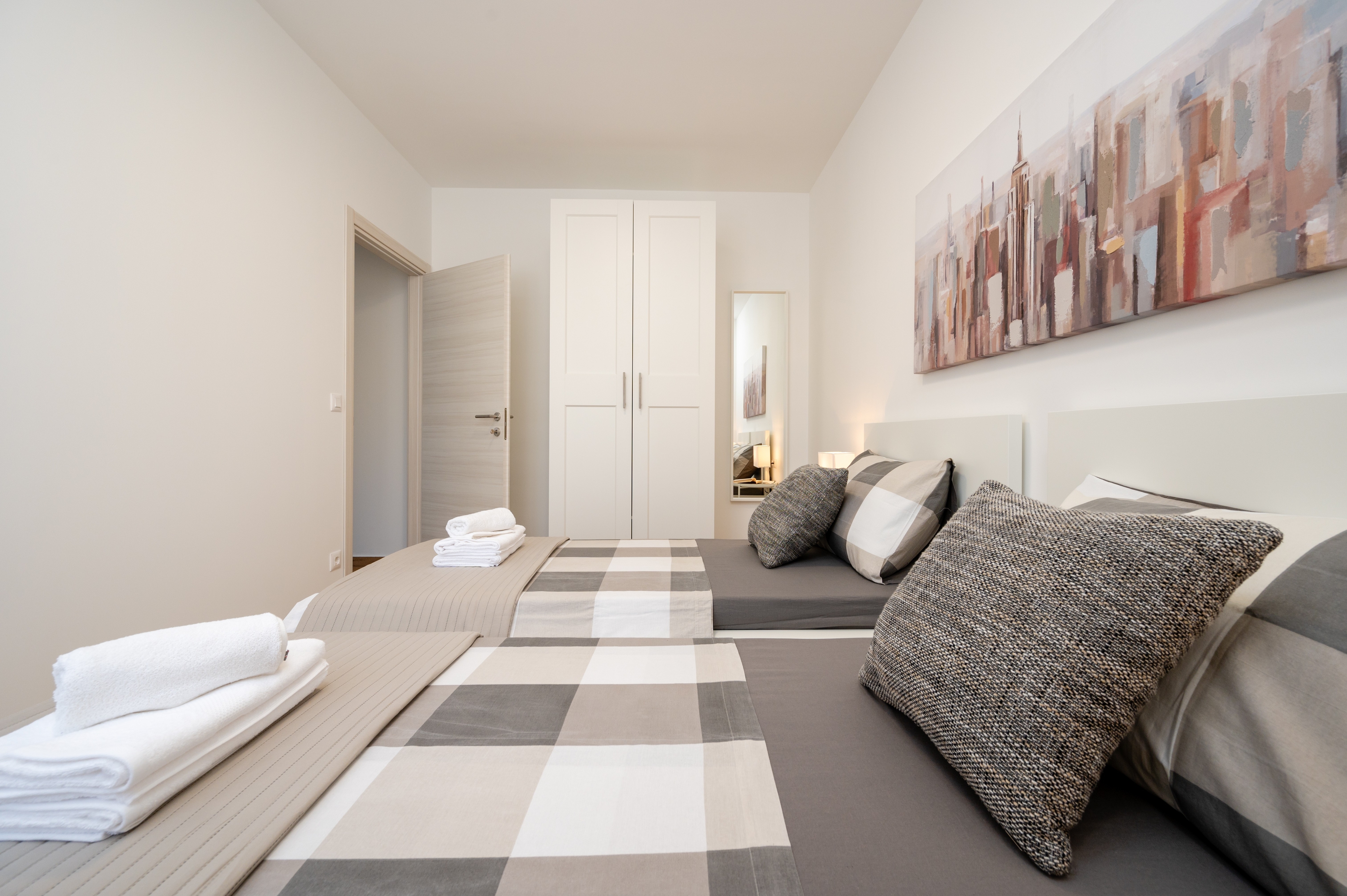 Two bedroom apartment with terrace Trogir  A-a
