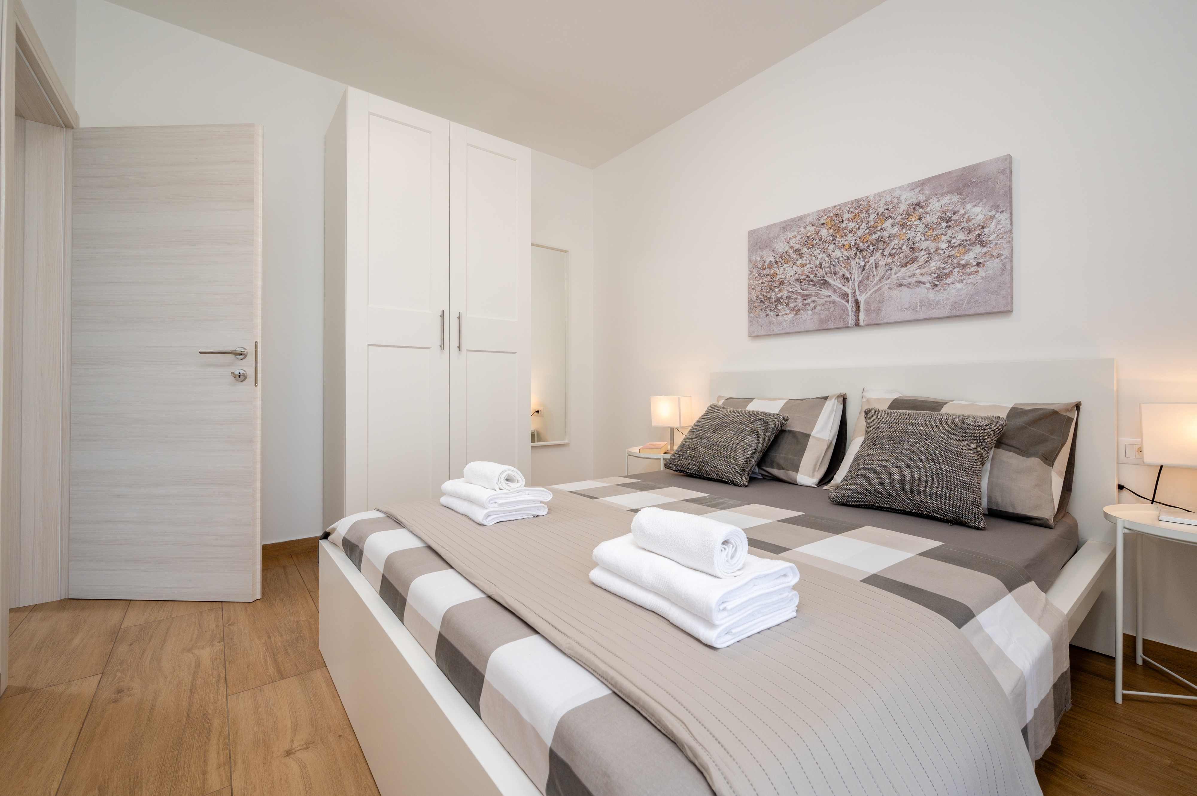 Two bedroom apartment with terrace Trogir  A-a