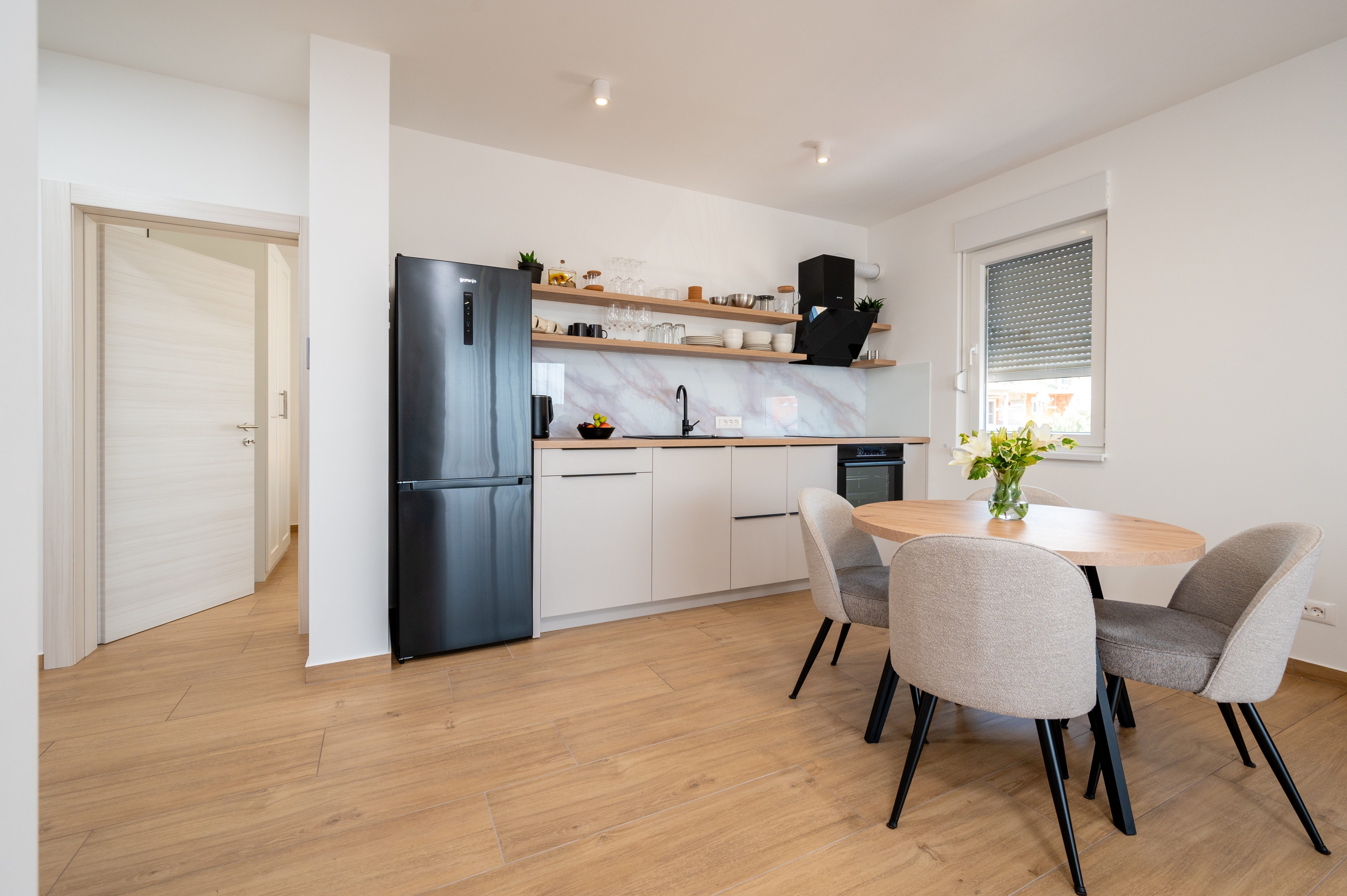 Two bedroom apartment with terrace Trogir  A-a