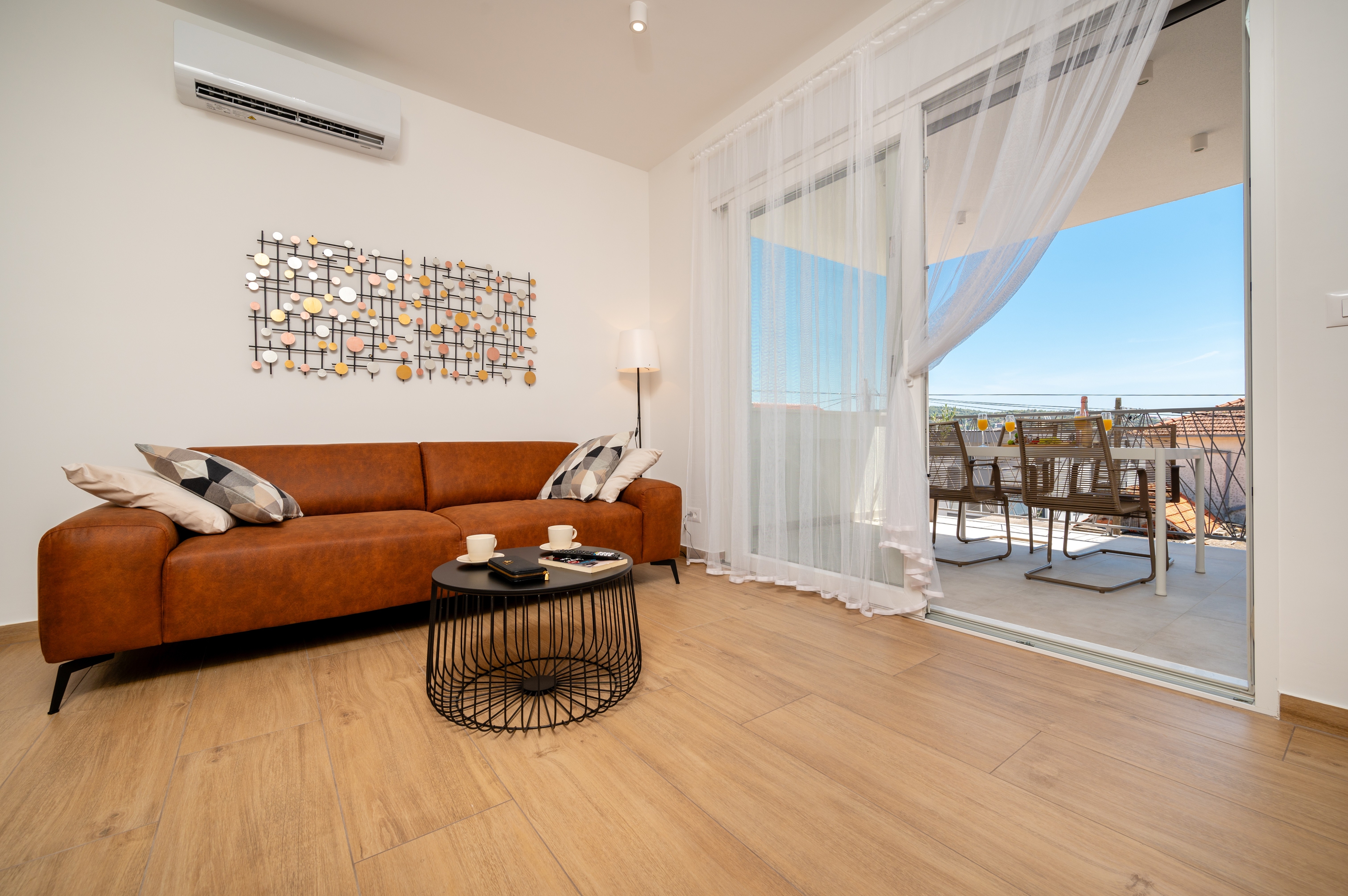 Two bedroom apartment with terrace Trogir  A-a